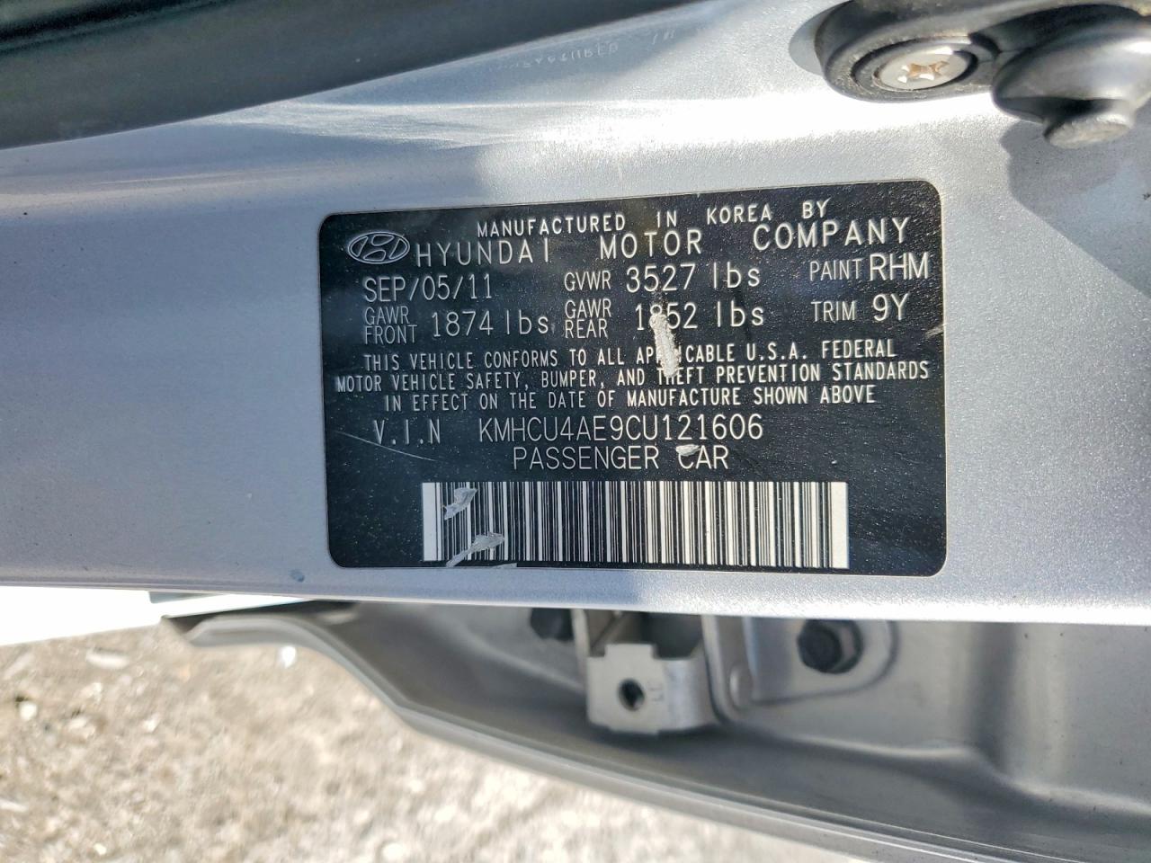 2012 Hyundai Accent Gls Silver vin: KMHCU4AE9CU121606