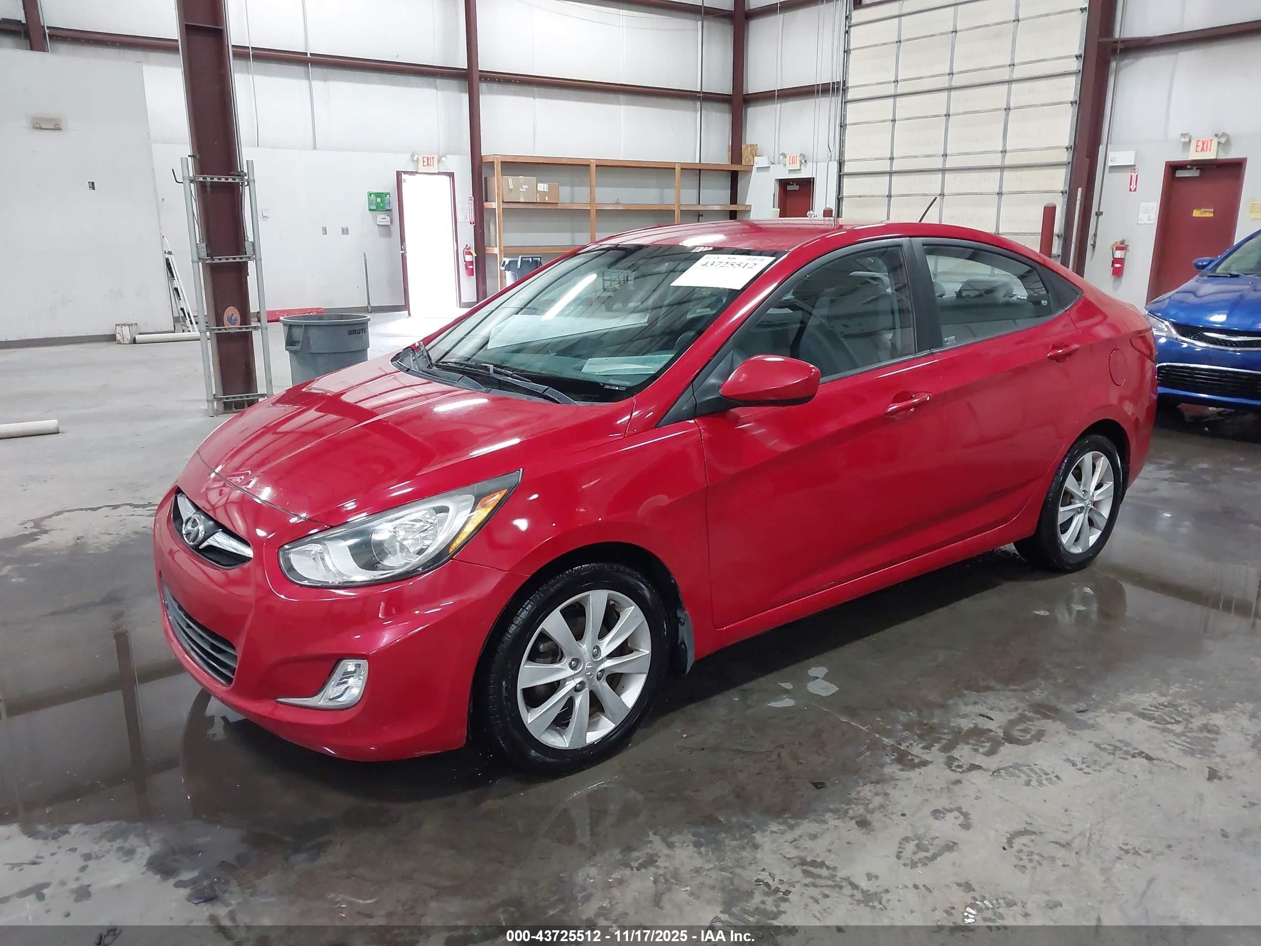 2012 Hyundai Accent Gls Red vin: KMHCU4AE9CU162172