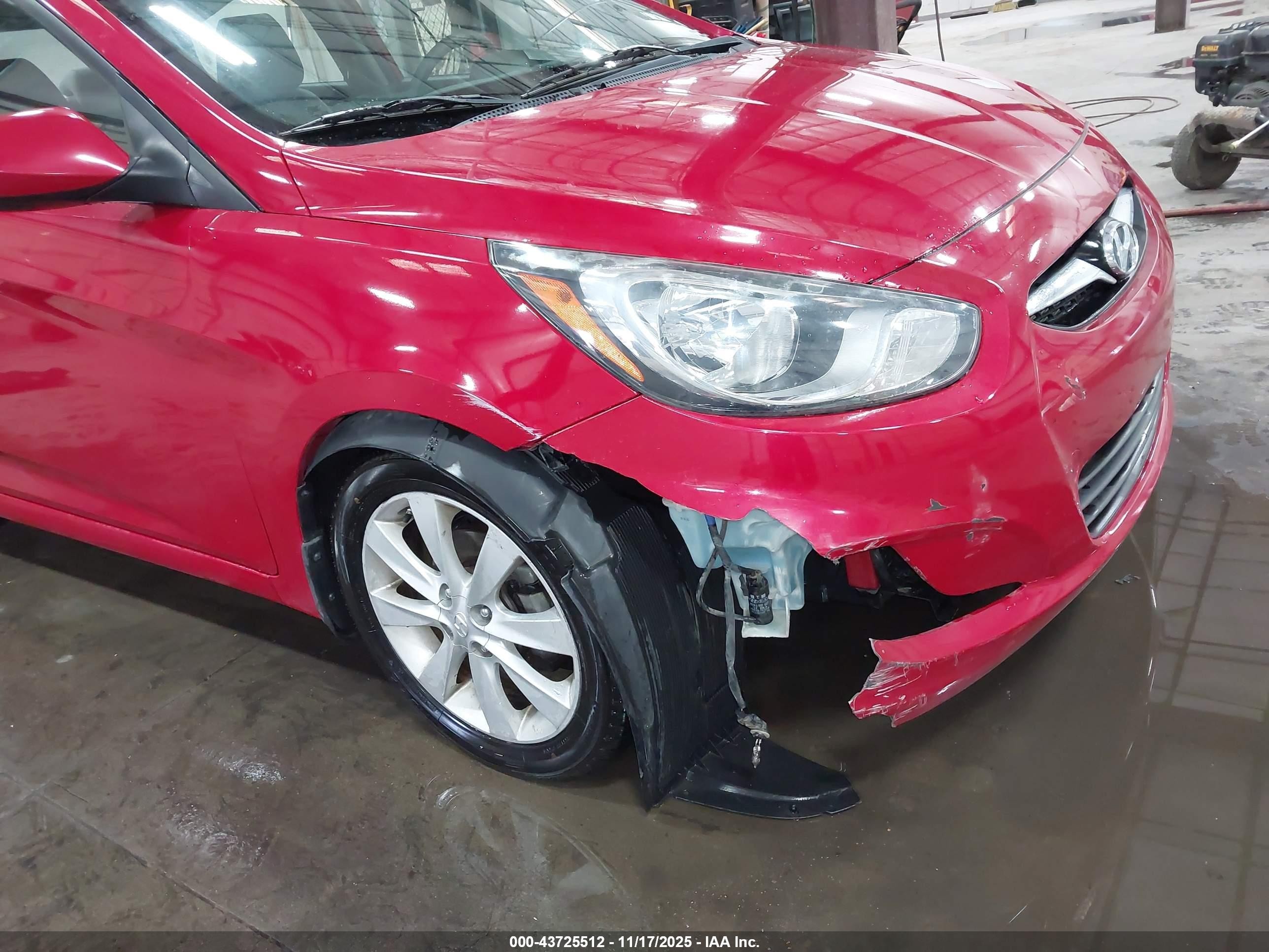 2012 Hyundai Accent Gls Red vin: KMHCU4AE9CU162172