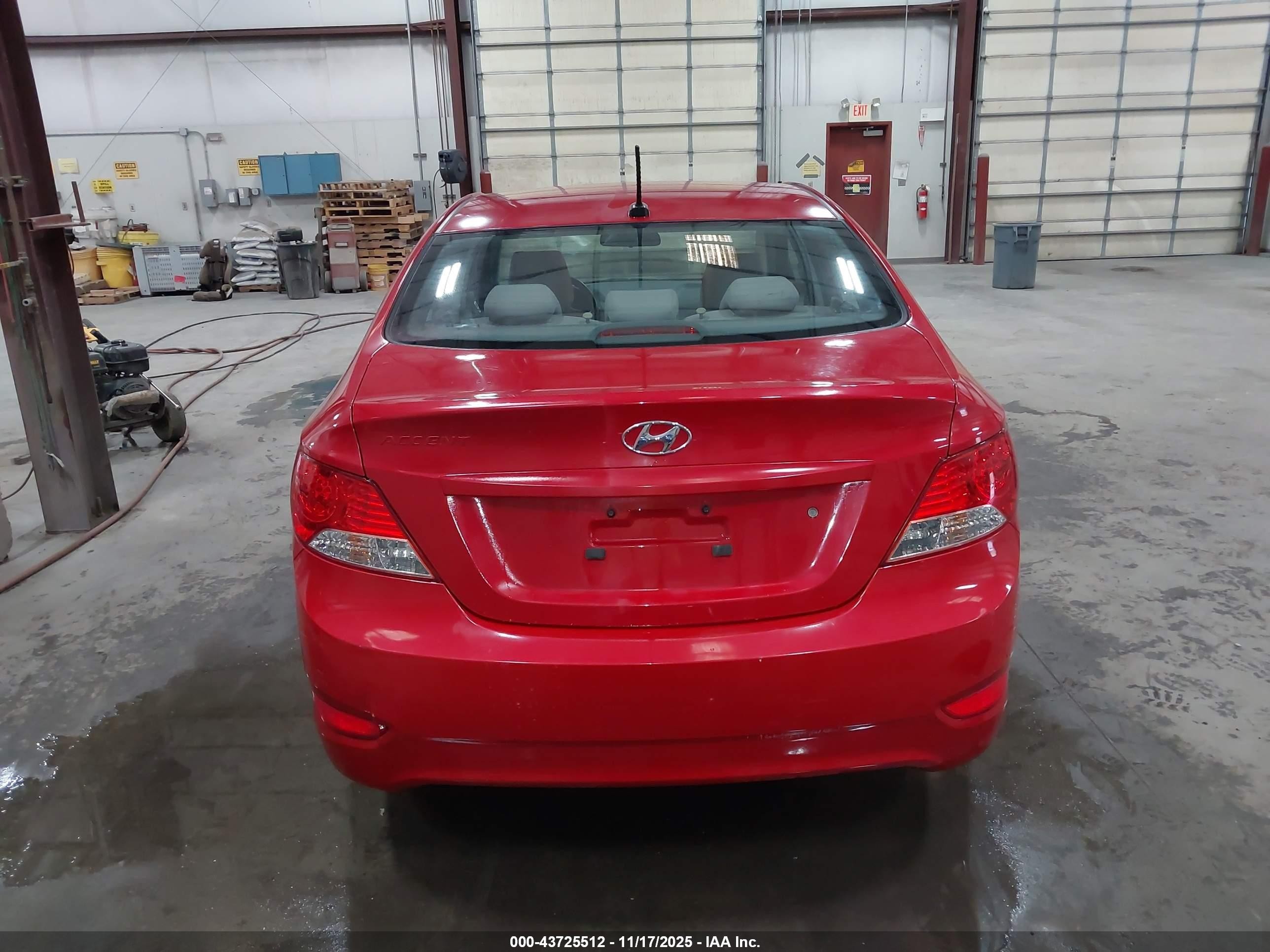 2012 Hyundai Accent Gls Red vin: KMHCU4AE9CU162172