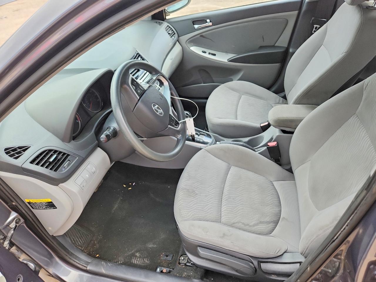 2012 Hyundai Accent Gls Gray vin: KMHCU4AE9CU168327