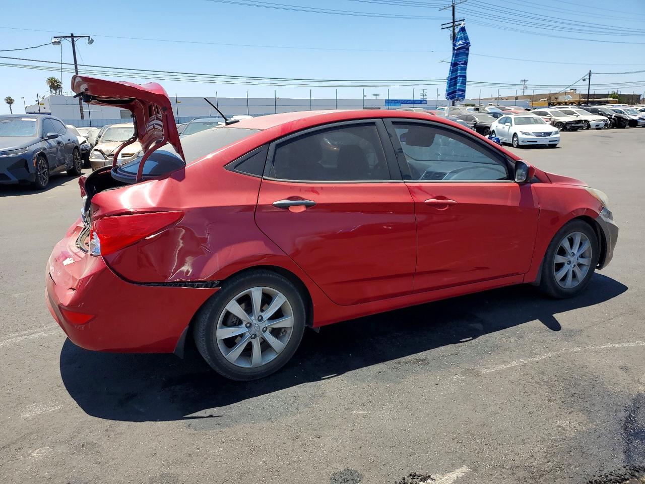 2012 Hyundai Accent Gls Red vin: KMHCU4AE9CU220636