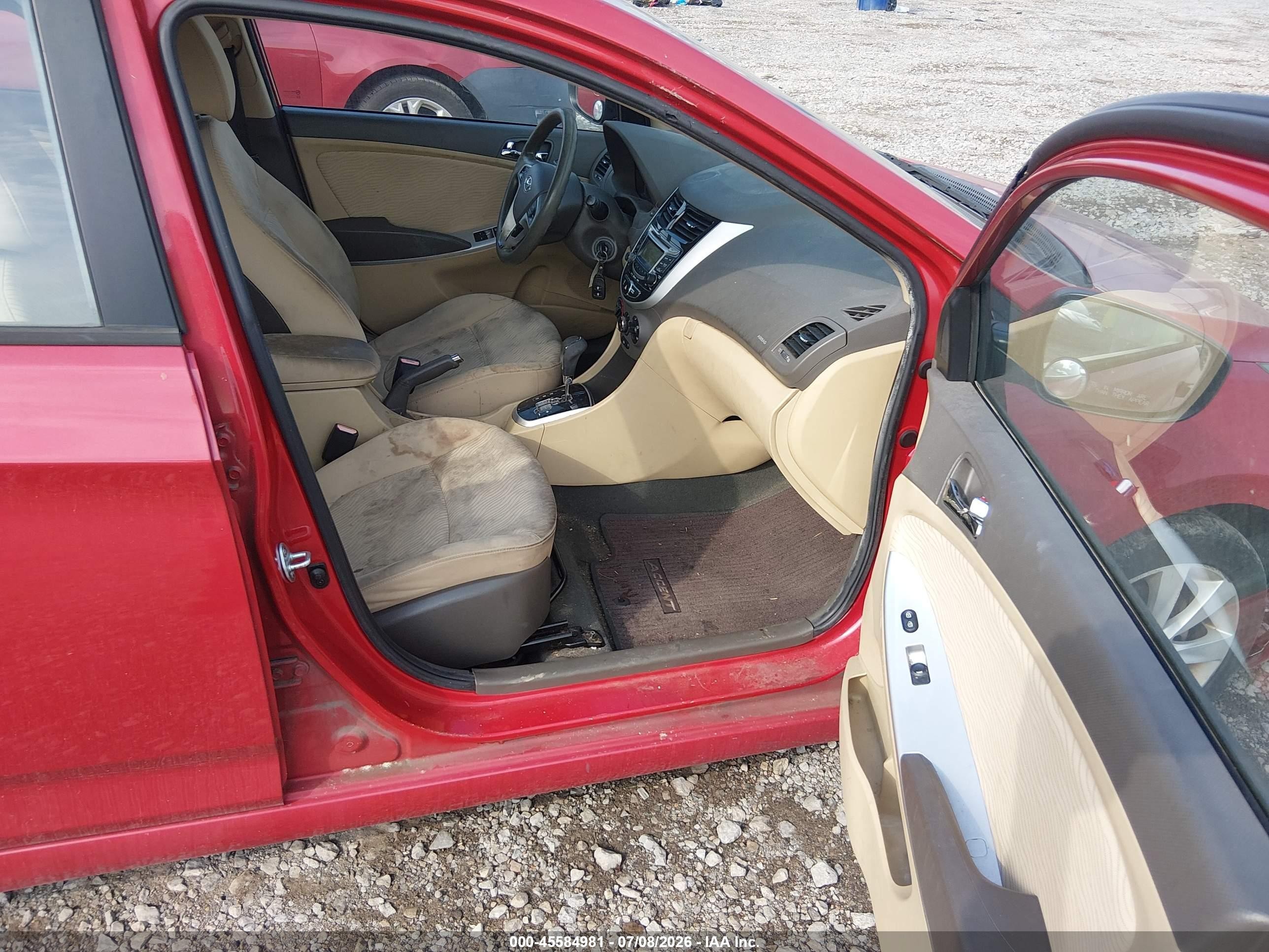2013 Hyundai Accent Gls Red vin: KMHCU4AE9DU429330