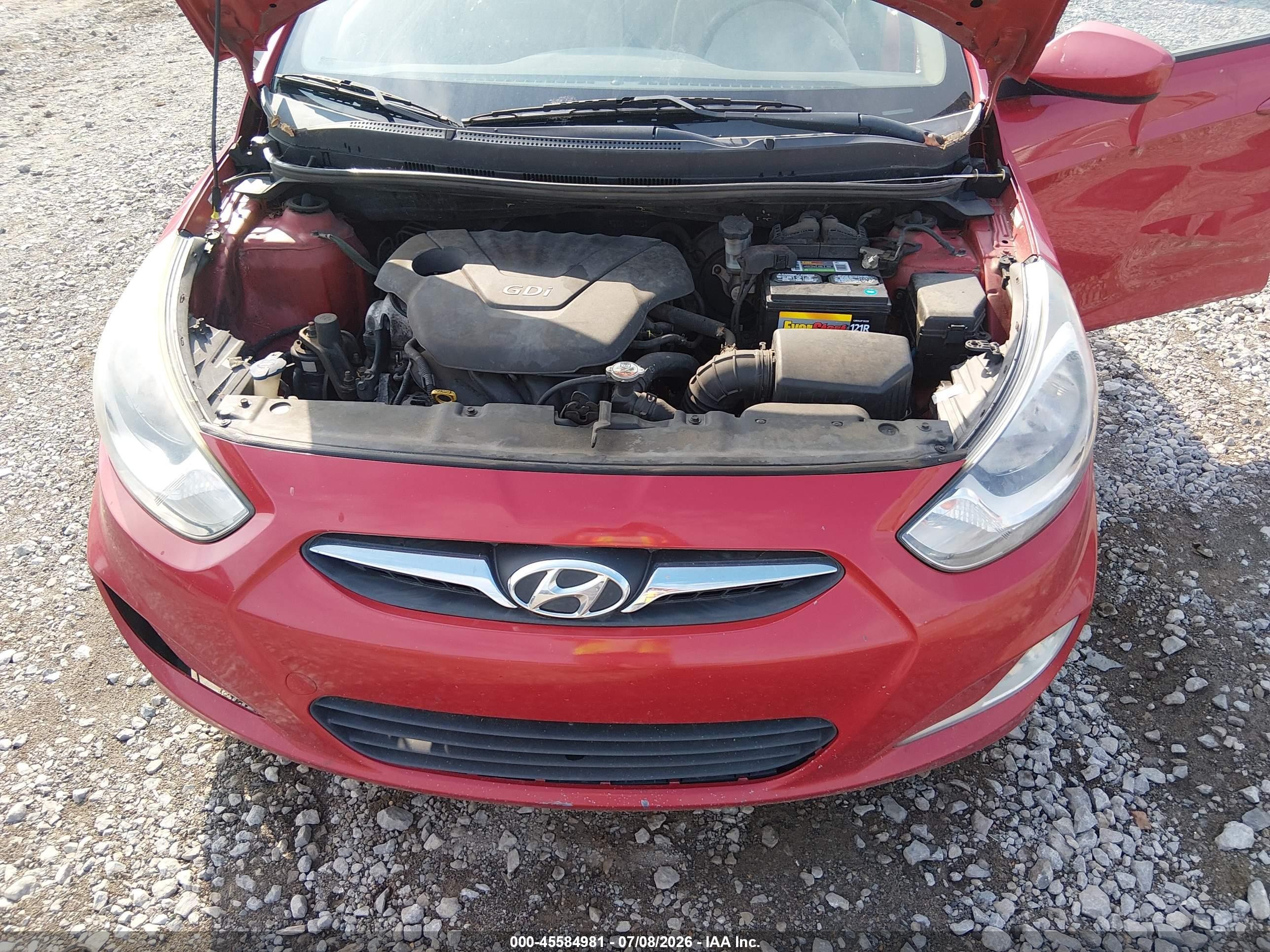 2013 Hyundai Accent Gls Red vin: KMHCU4AE9DU429330