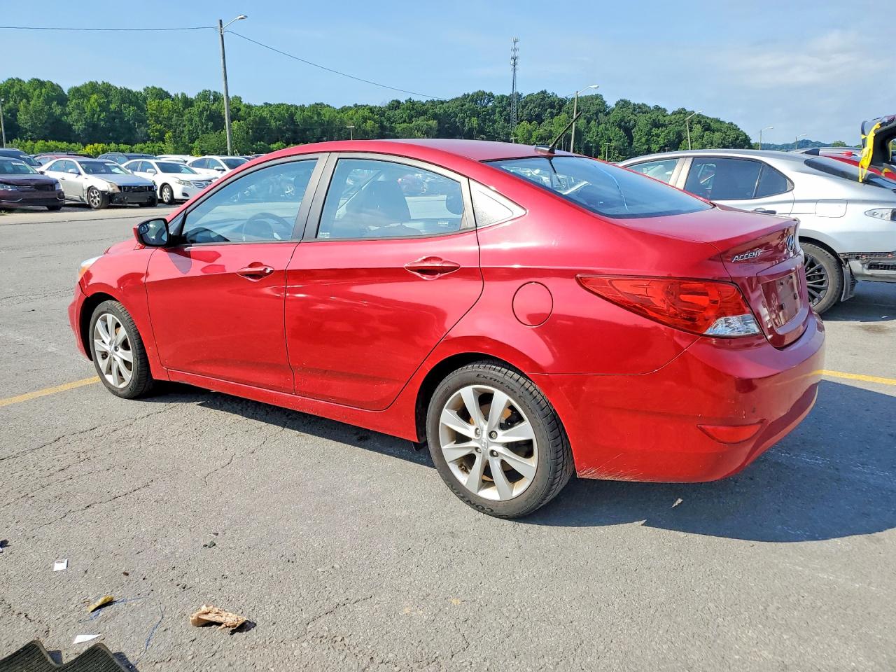 2014 Hyundai Accent Gls Red vin: KMHCU4AE9EU753265