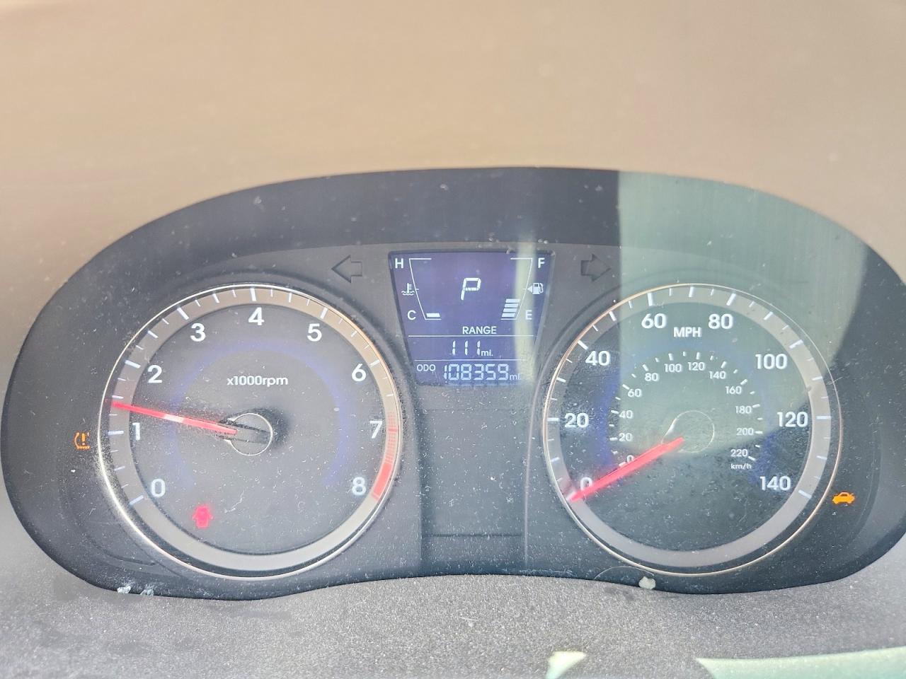 2012 Hyundai Accent Gls Red vin: KMHCU4AEXCU057883