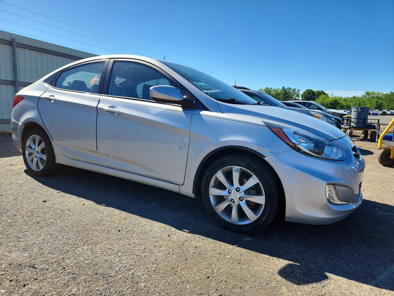 2012 Hyundai Accent Gls Silver vin: KMHCU4AEXCU071704