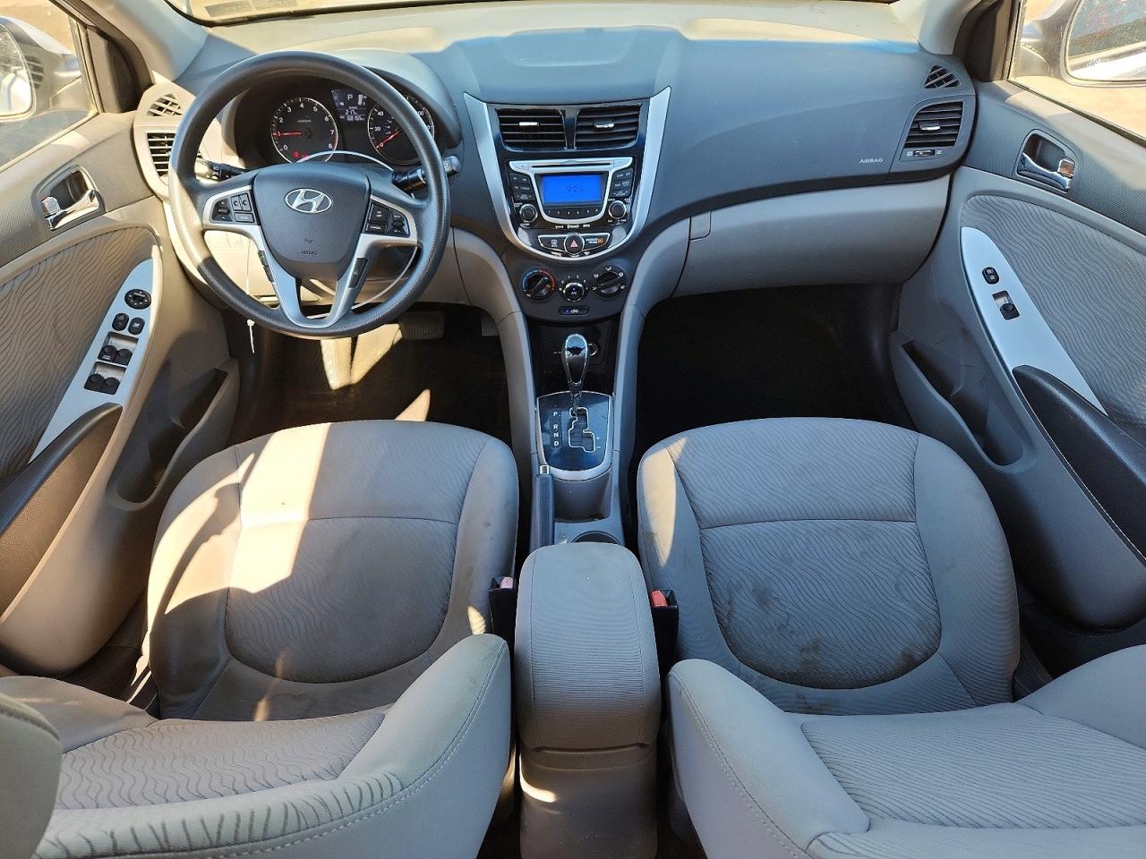 2012 Hyundai Accent Gls Silver vin: KMHCU4AEXCU071704