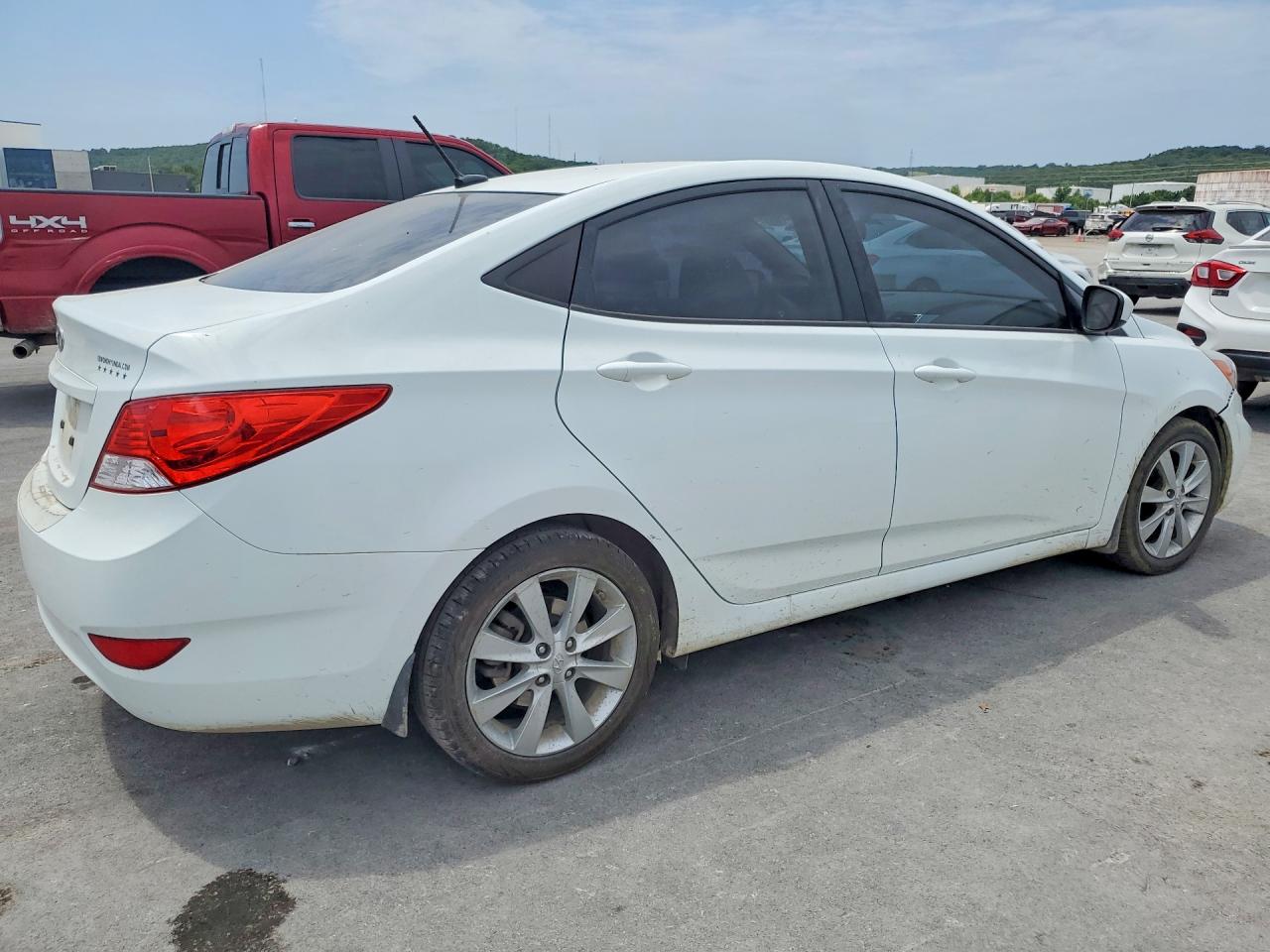 2014 Hyundai Accent Gls White vin: KMHCU4AEXEU760886