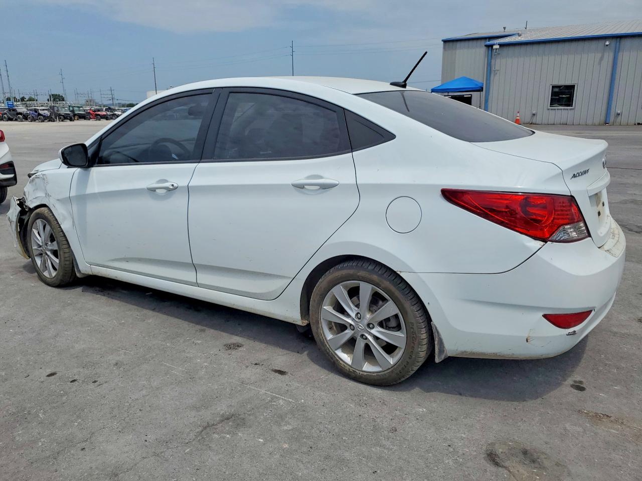 2014 Hyundai Accent Gls White vin: KMHCU4AEXEU760886