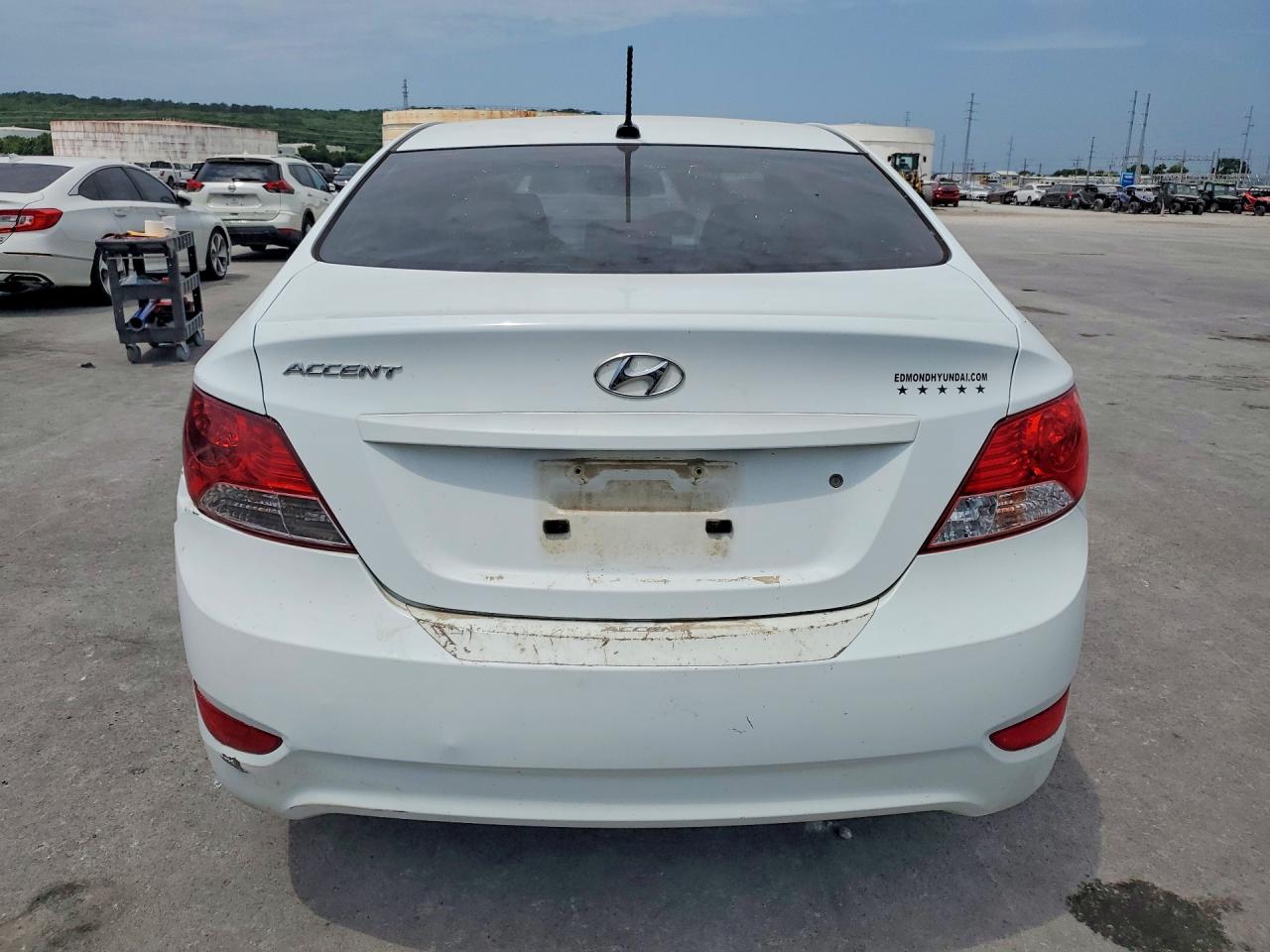 2014 Hyundai Accent Gls White vin: KMHCU4AEXEU760886
