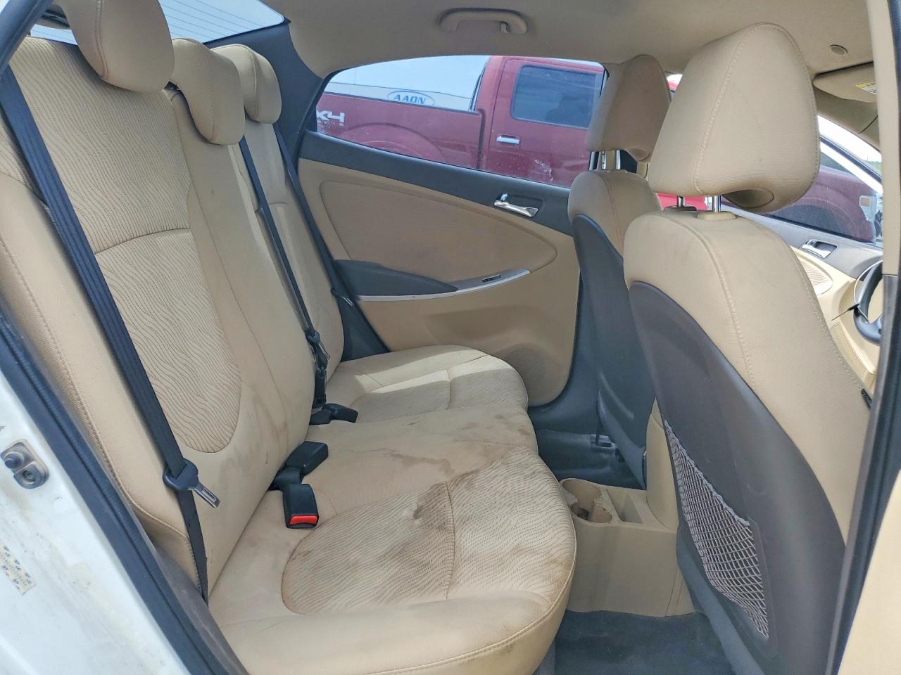 2014 Hyundai Accent Gls White vin: KMHCU4AEXEU760886