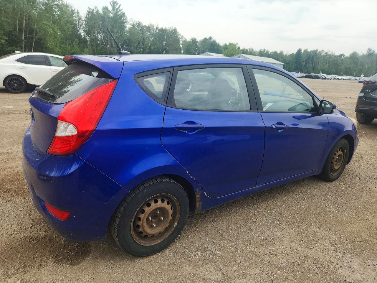 2012 Hyundai Accent Gls Blue vin: KMHCU5AE0CU032223