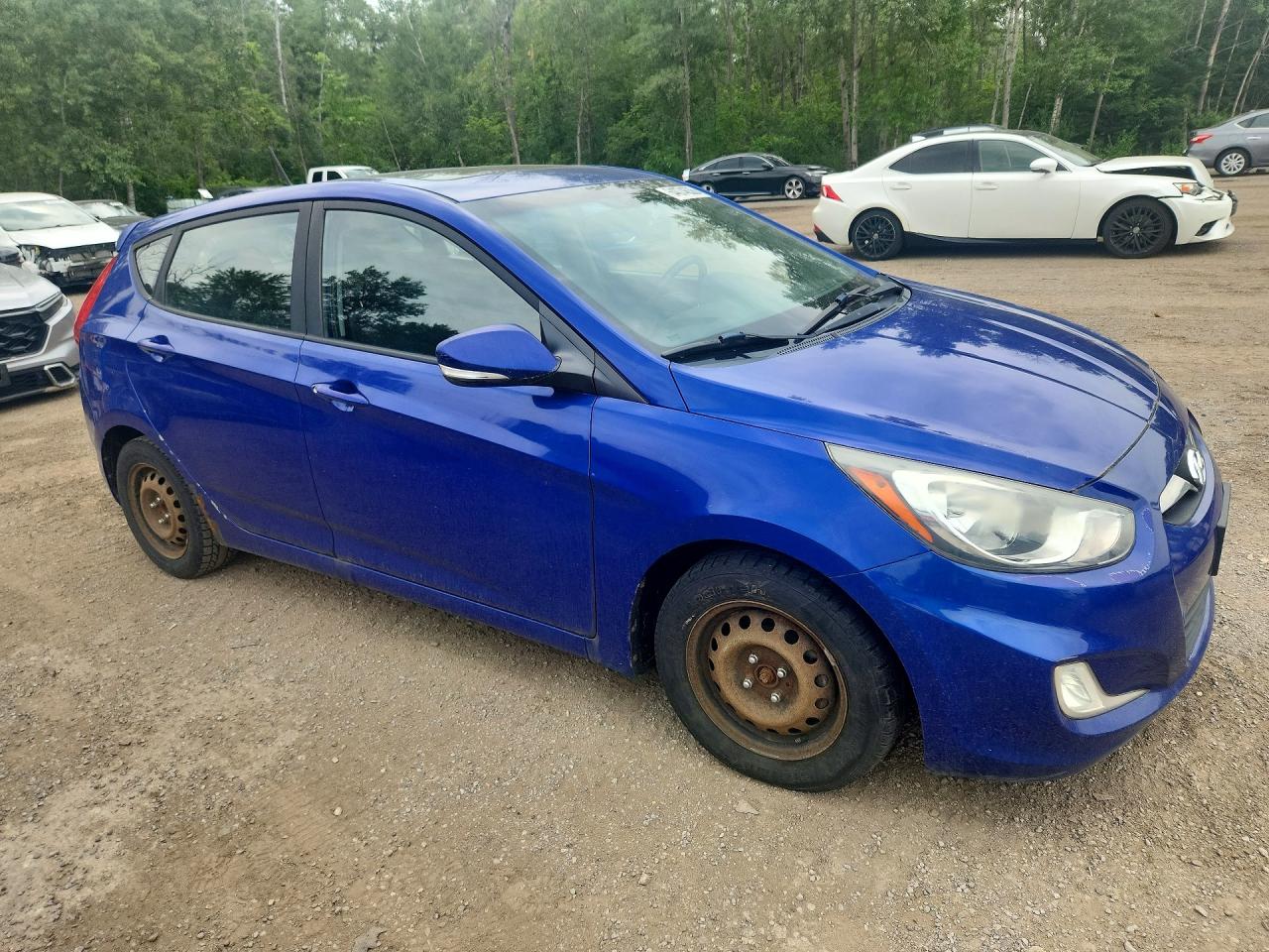 2012 Hyundai Accent Gls Blue vin: KMHCU5AE0CU032223