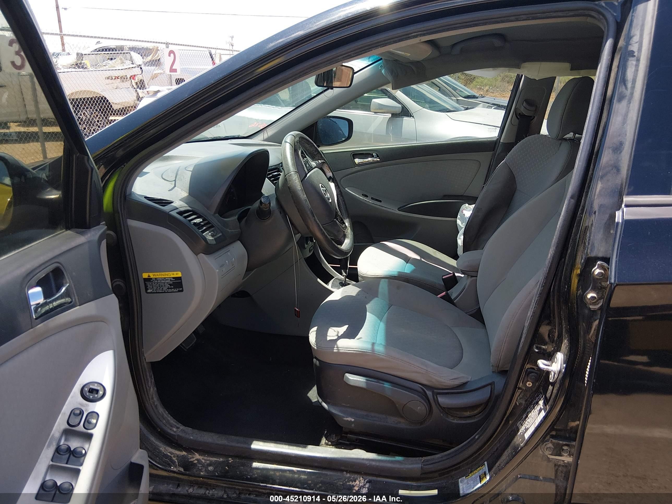 2012 Hyundai Accent Se Black vin: KMHCU5AE0CU037857