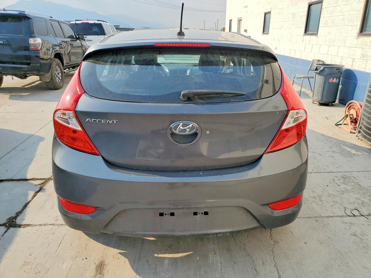 2012 Hyundai Accent Se Gray vin: KMHCU5AE0CU049202