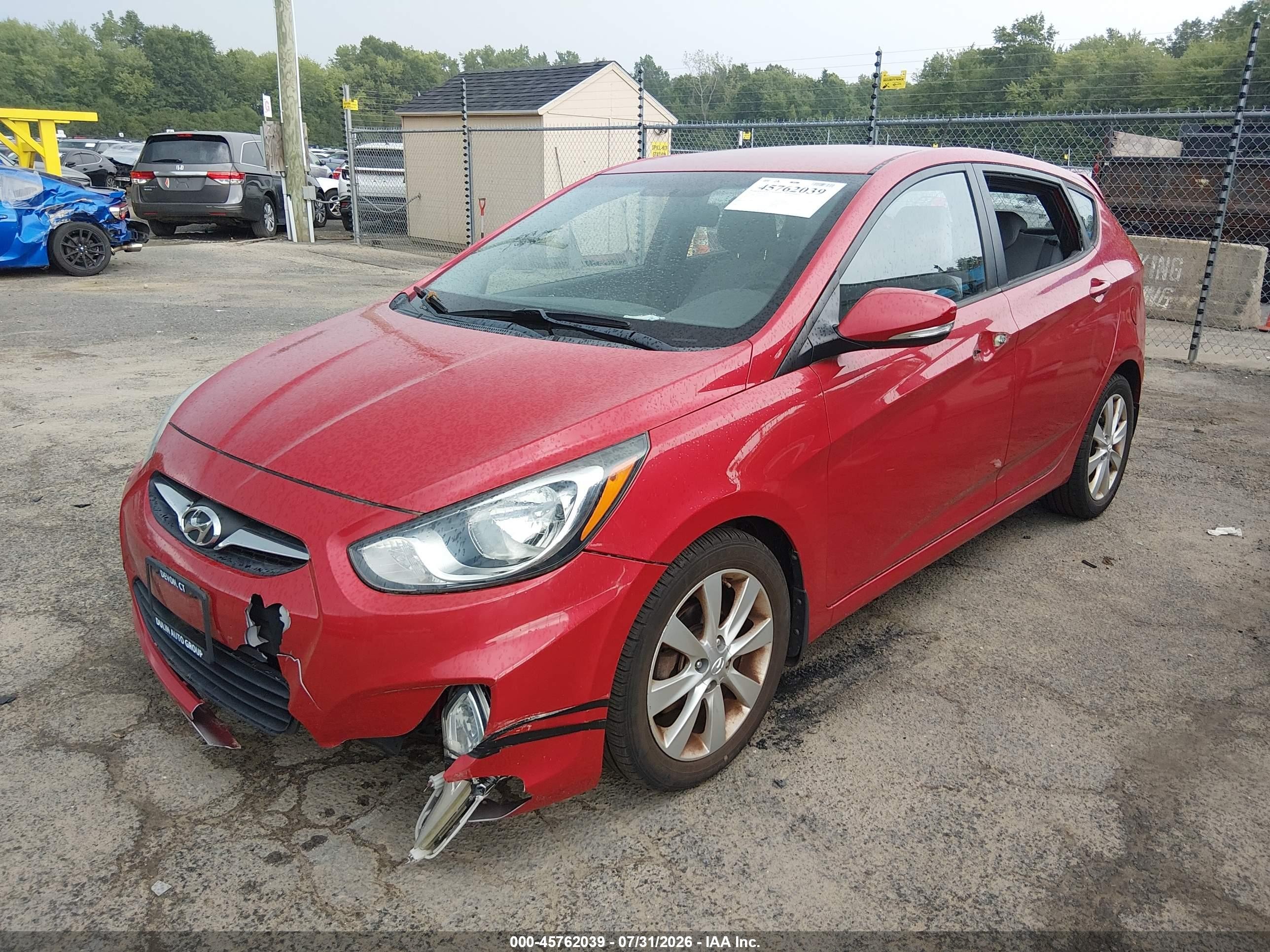 2013 Hyundai Accent Se Красный vin: KMHCU5AE0DU085778