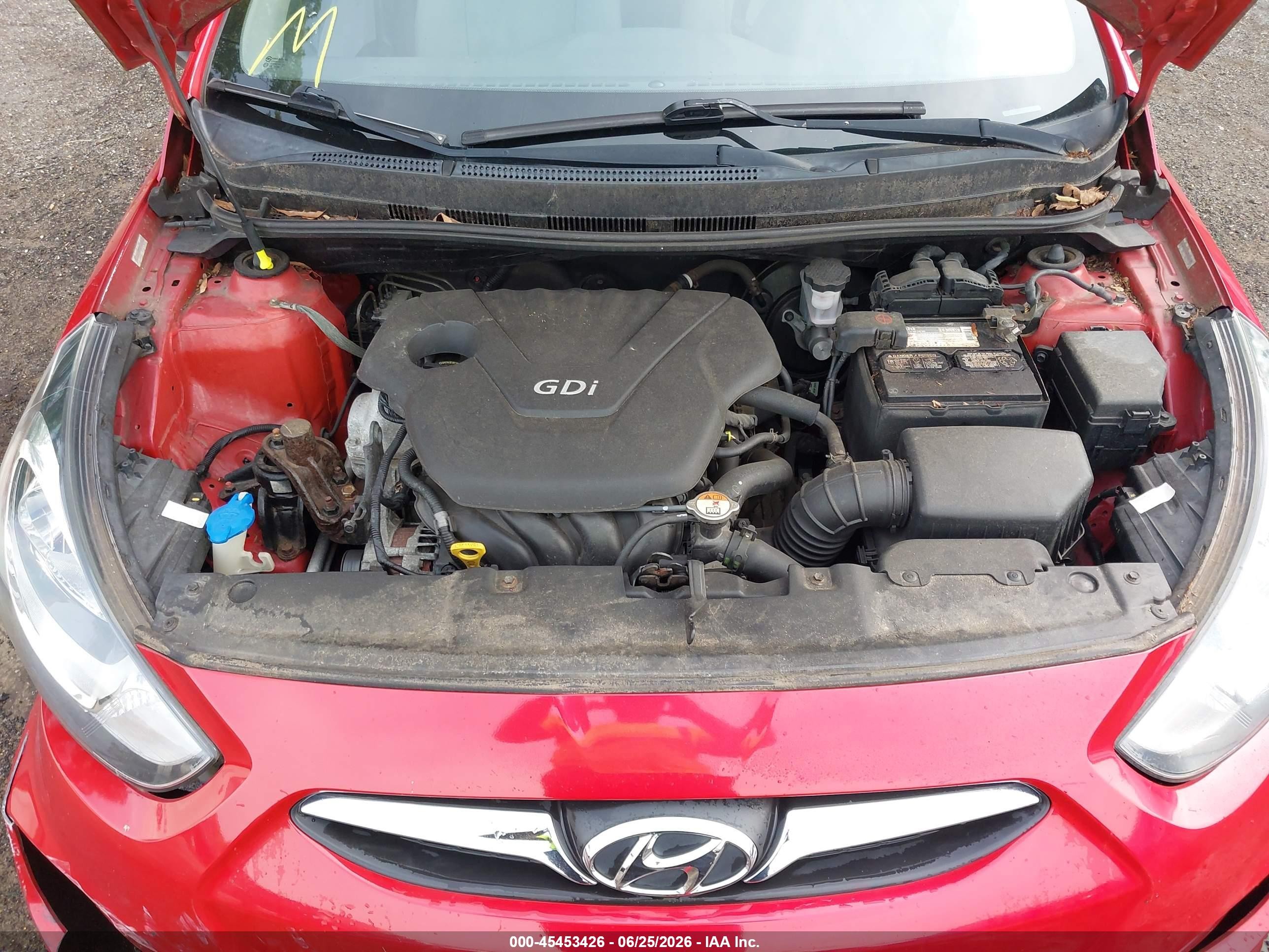 2013 Hyundai Accent Se Red vin: KMHCU5AE0DU100201