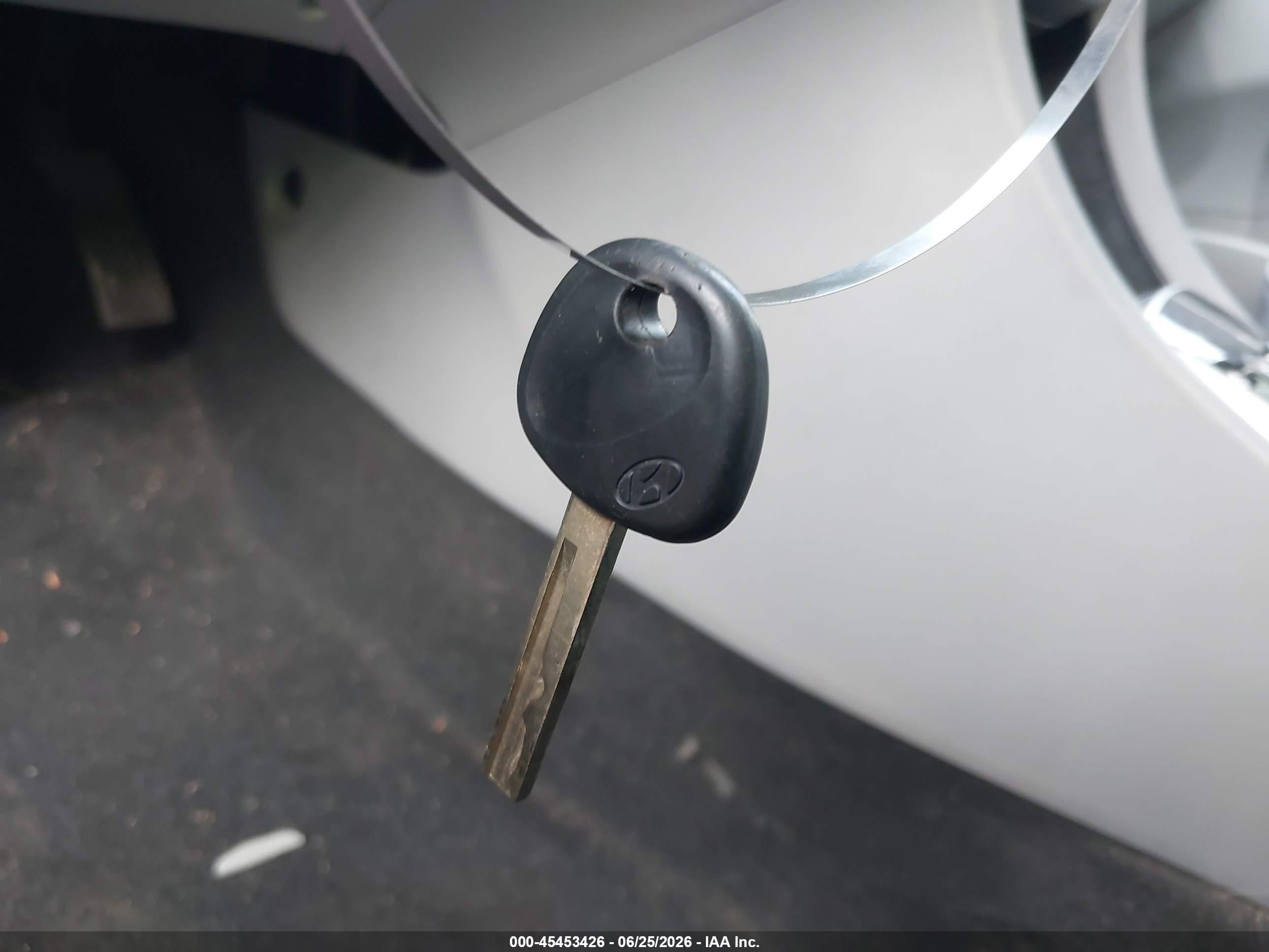 2013 Hyundai Accent Se Red vin: KMHCU5AE0DU100201