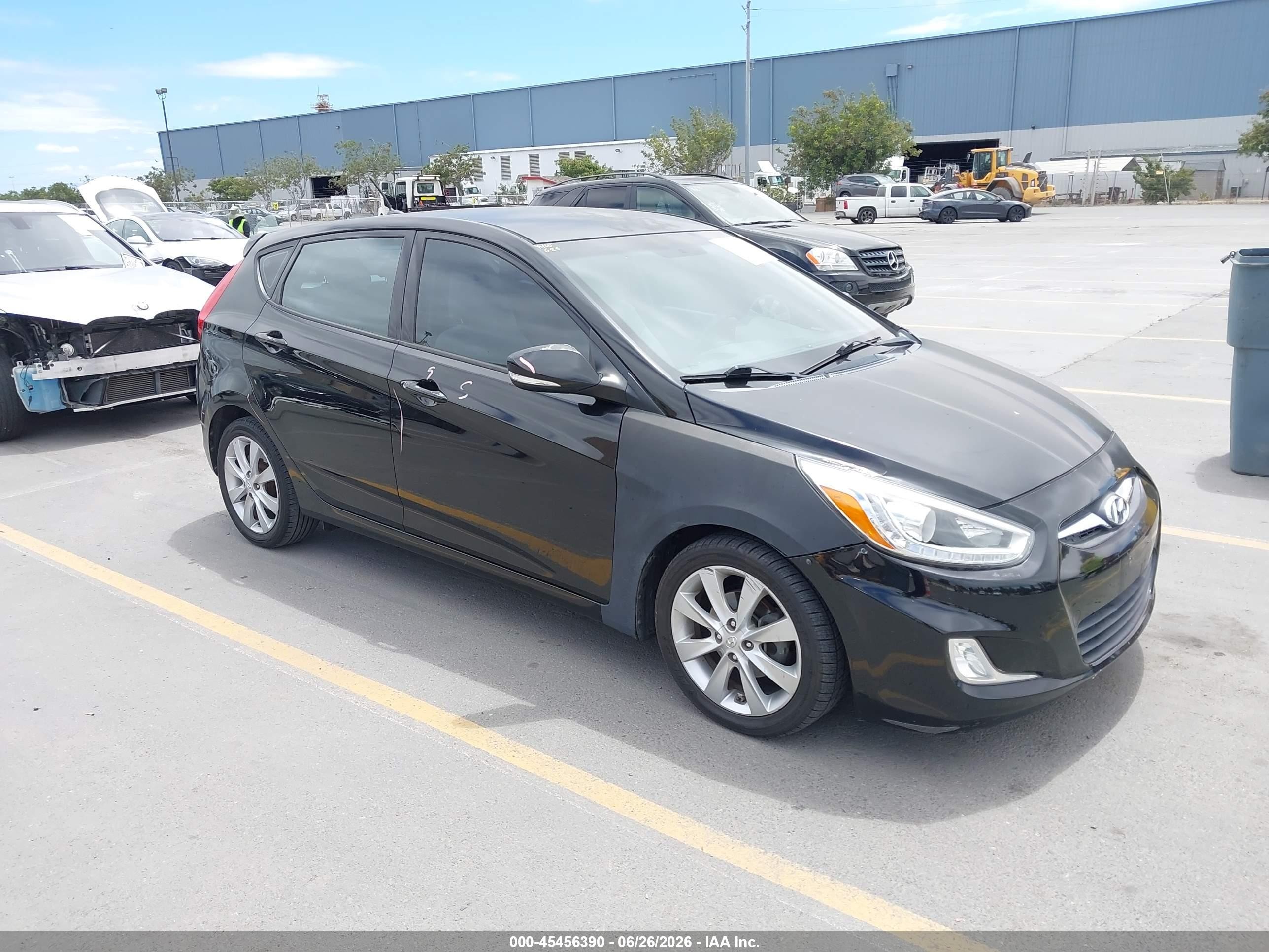 2014 Hyundai Accent Se Черный vin: KMHCU5AE0EU141932