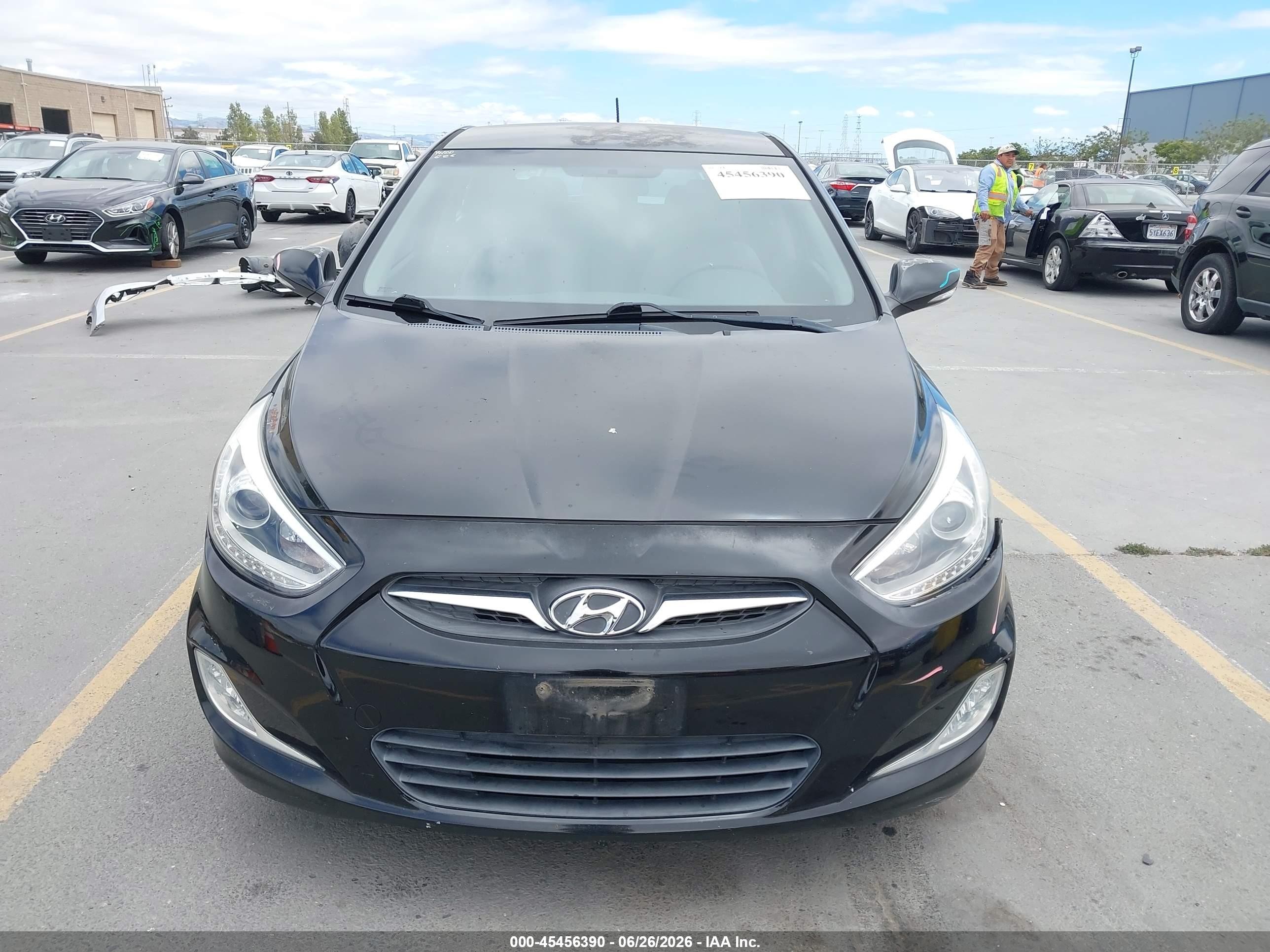 2014 Hyundai Accent Se Black vin: KMHCU5AE0EU141932