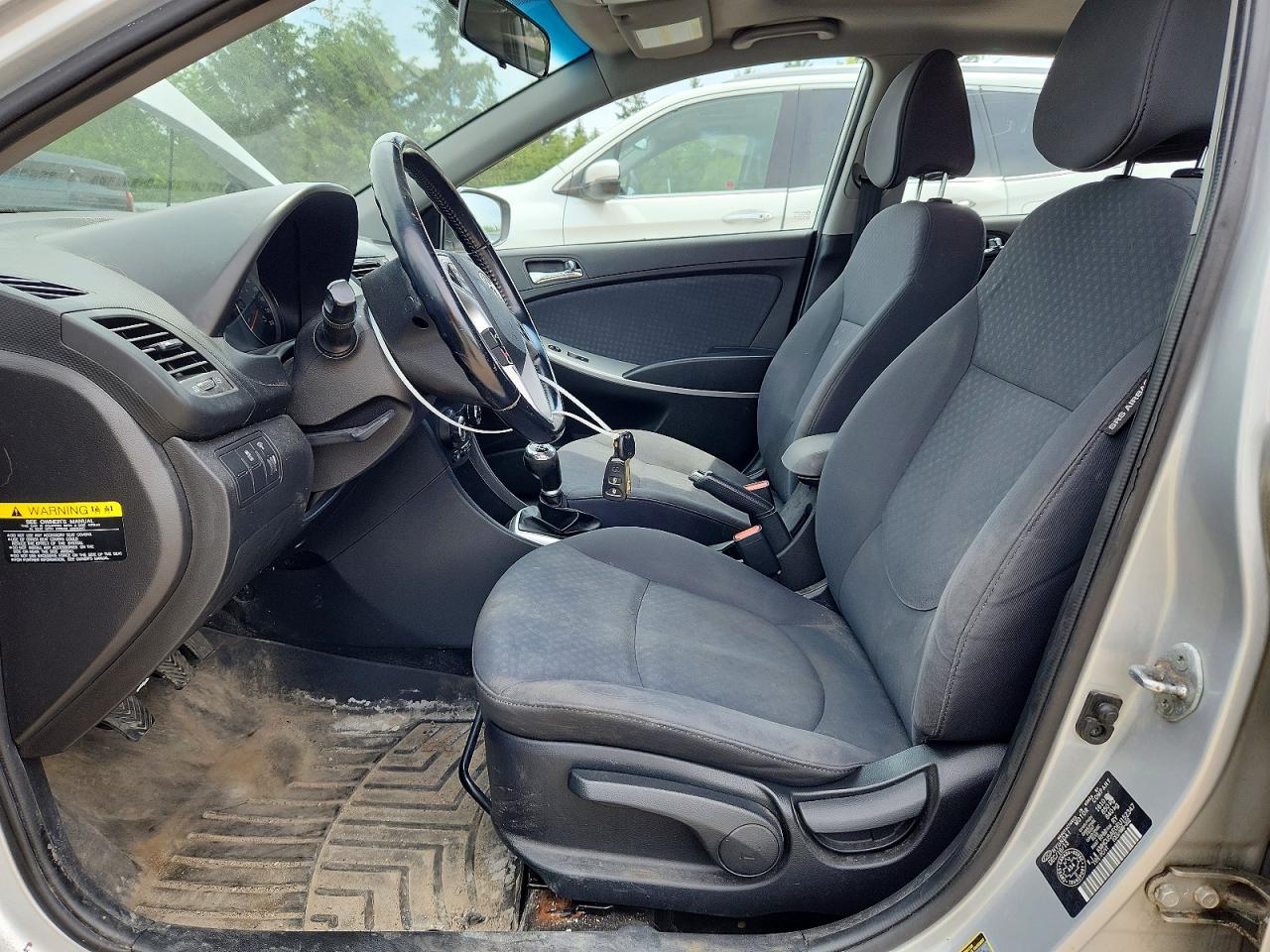 2014 Hyundai Accent Se Silver vin: KMHCU5AE0EU152347