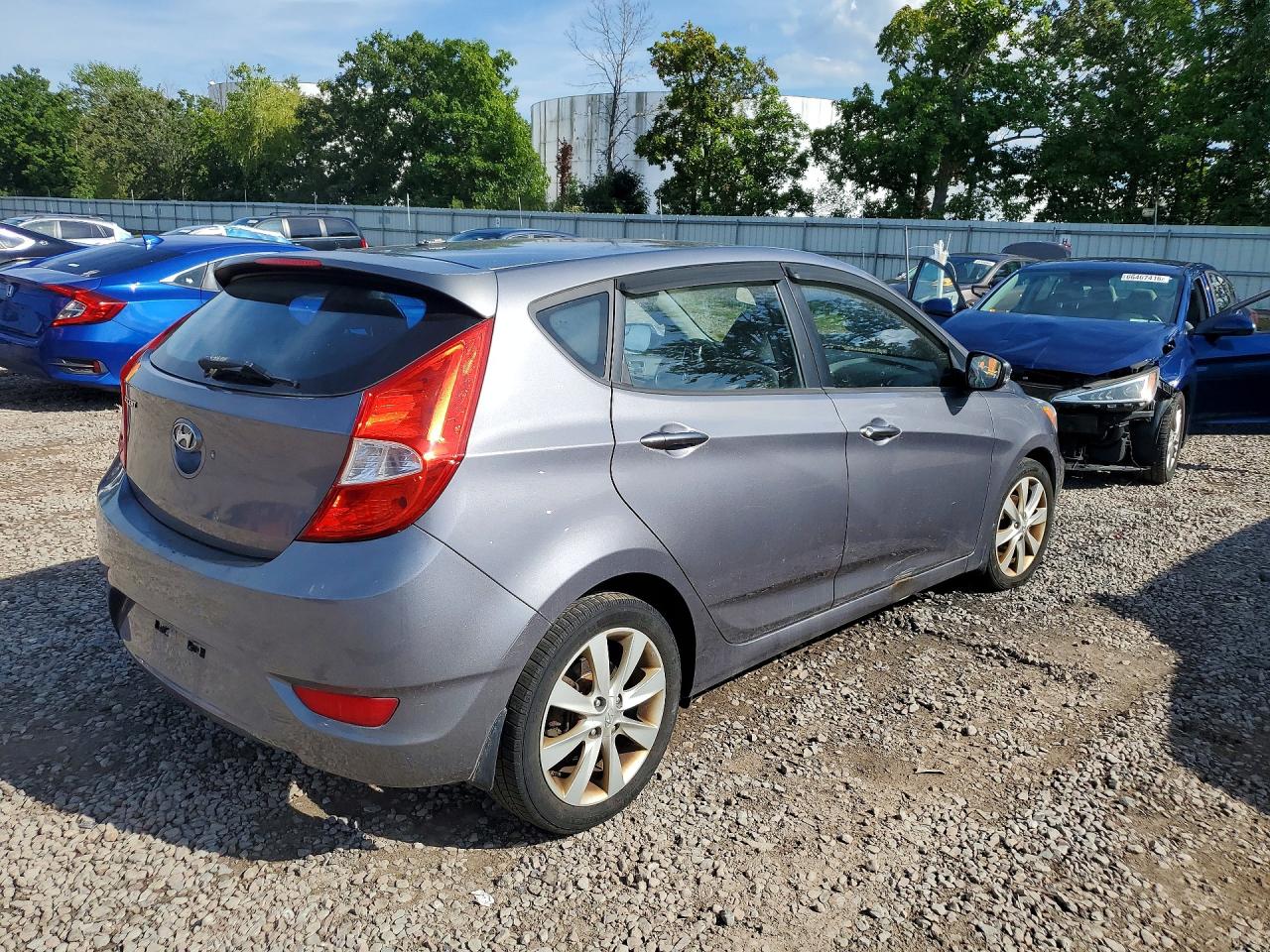 2014 Hyundai Accent Se Серый vin: KMHCU5AE0EU167656