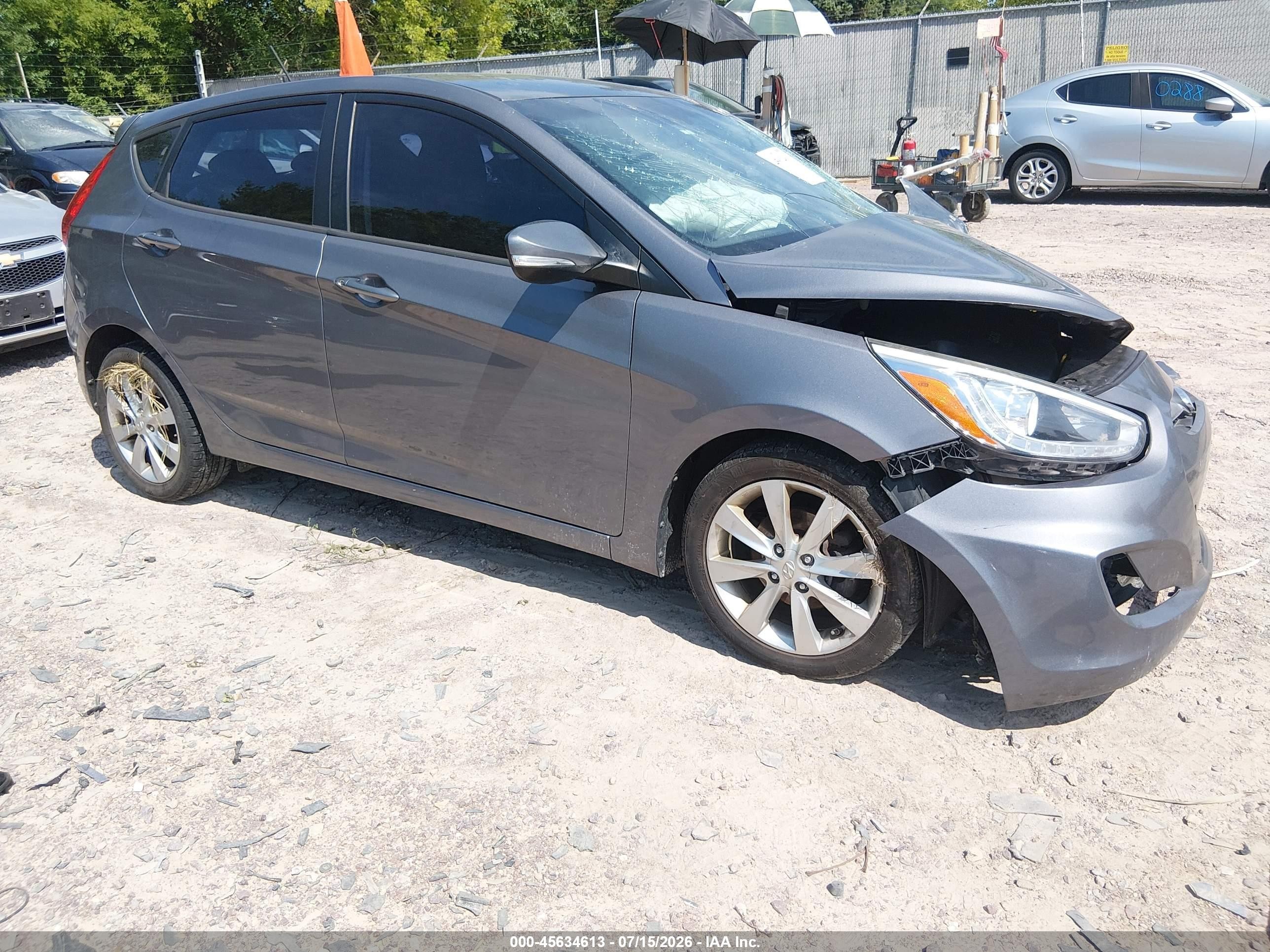 2014 Hyundai Accent Se Серый vin: KMHCU5AE0EU172260