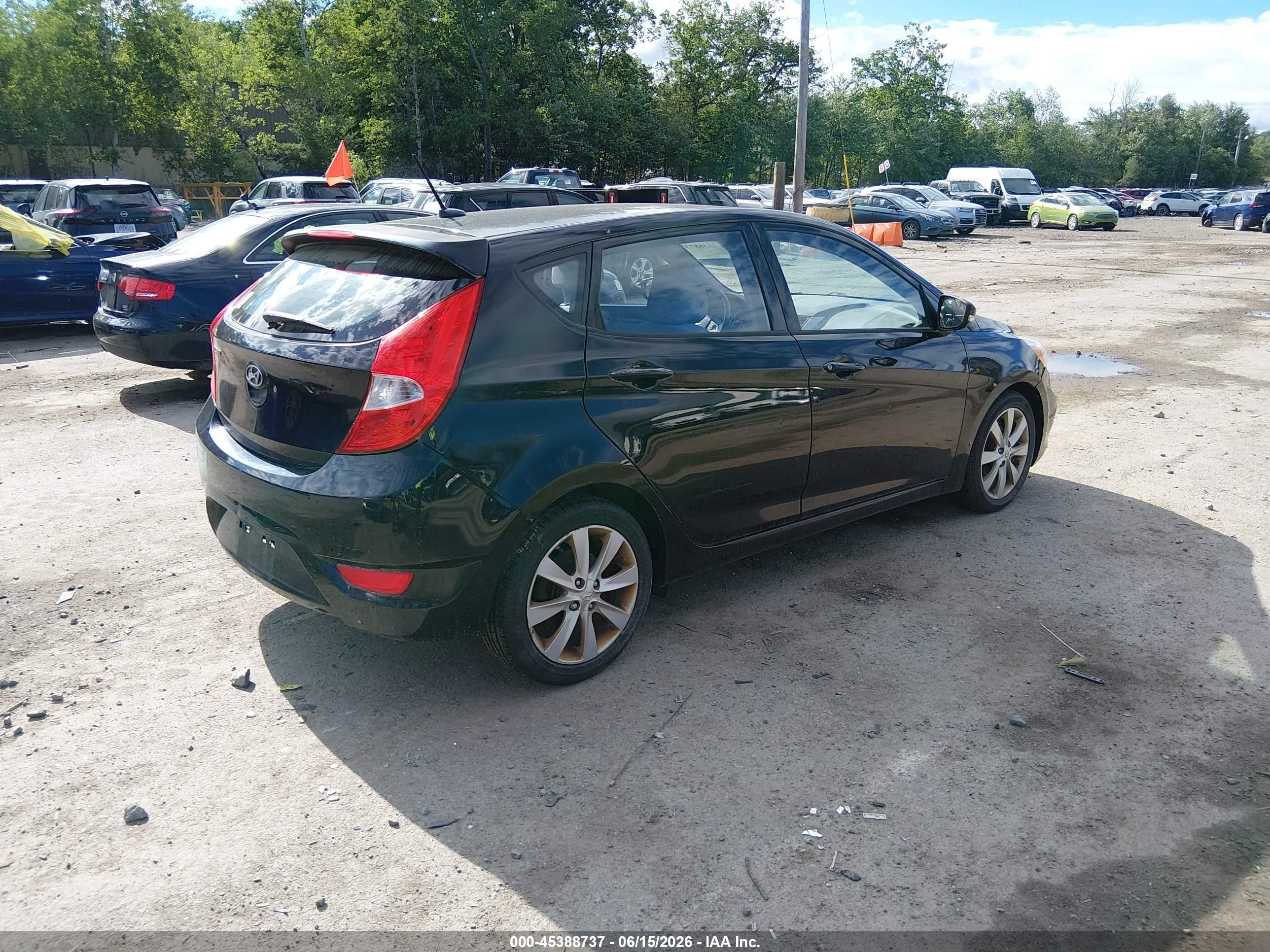 2014 Hyundai Accent Se Black vin: KMHCU5AE0EU175272