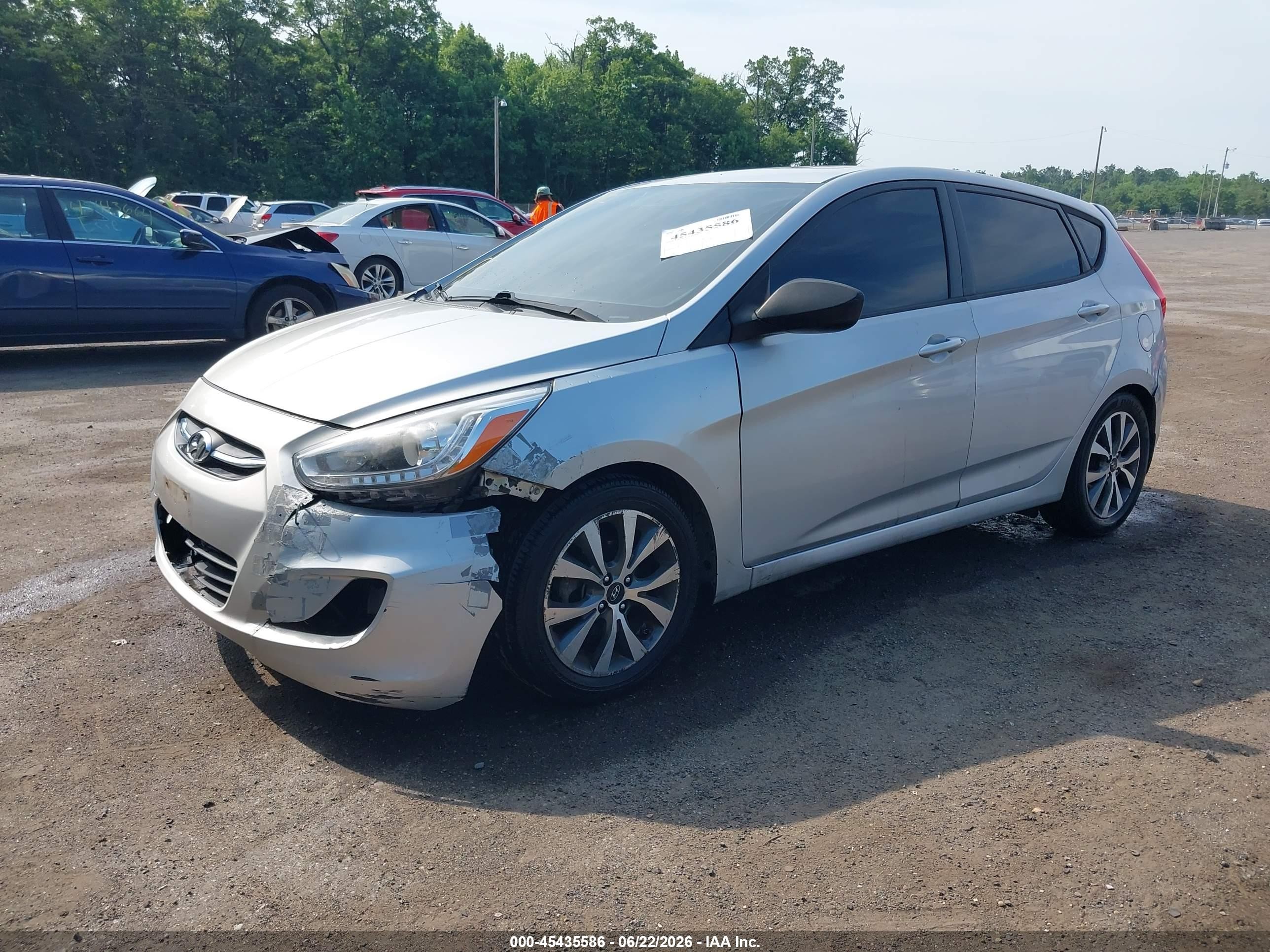 2015 Hyundai Accent Sport Silver vin: KMHCU5AE0FU220180