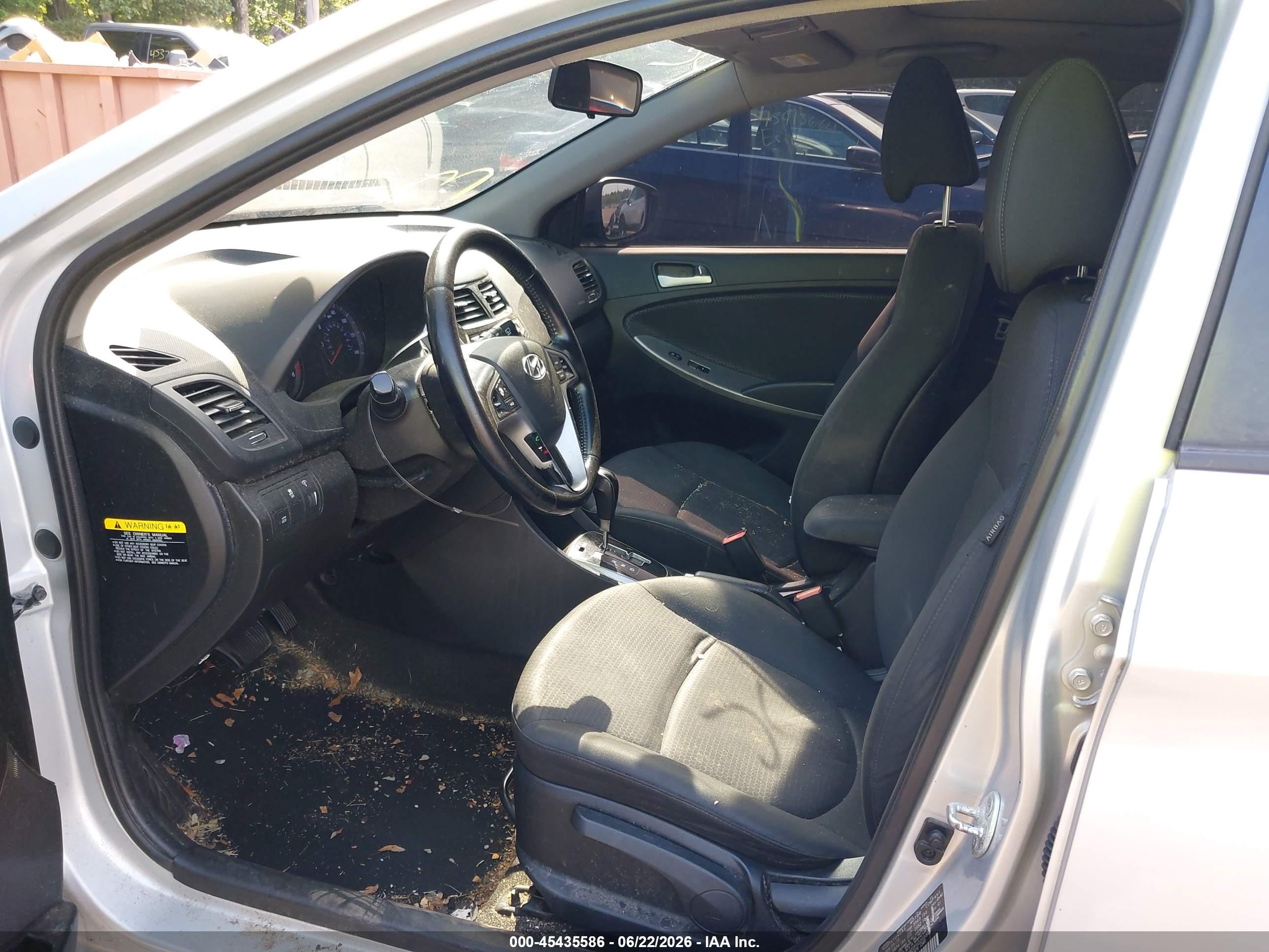 2015 Hyundai Accent Sport Silver vin: KMHCU5AE0FU220180
