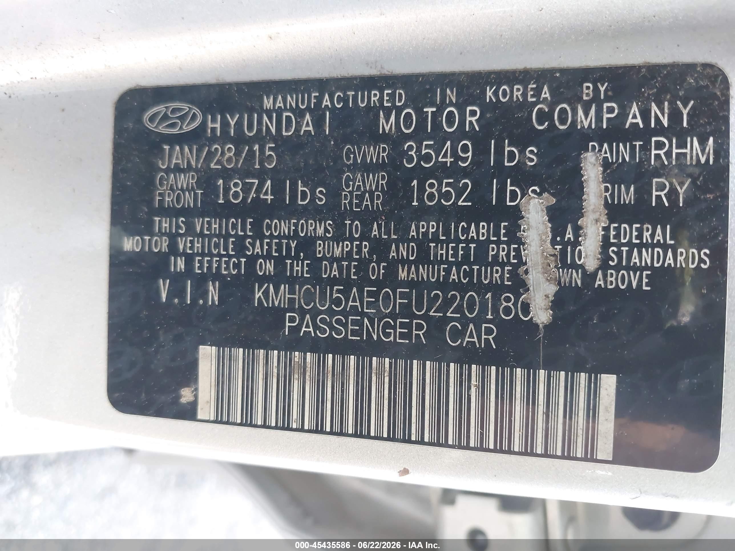 2015 Hyundai Accent Sport Silver vin: KMHCU5AE0FU220180