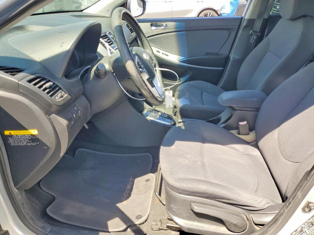 2012 Hyundai Accent Se Silver vin: KMHCU5AE1CU004589