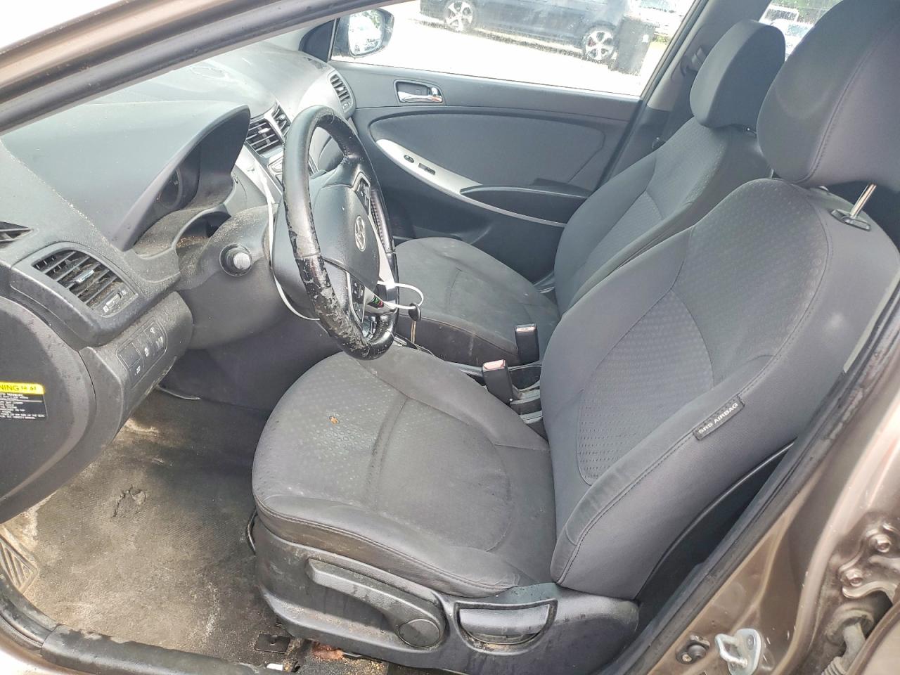 2012 Hyundai Accent Se Gold vin: KMHCU5AE1CU012725