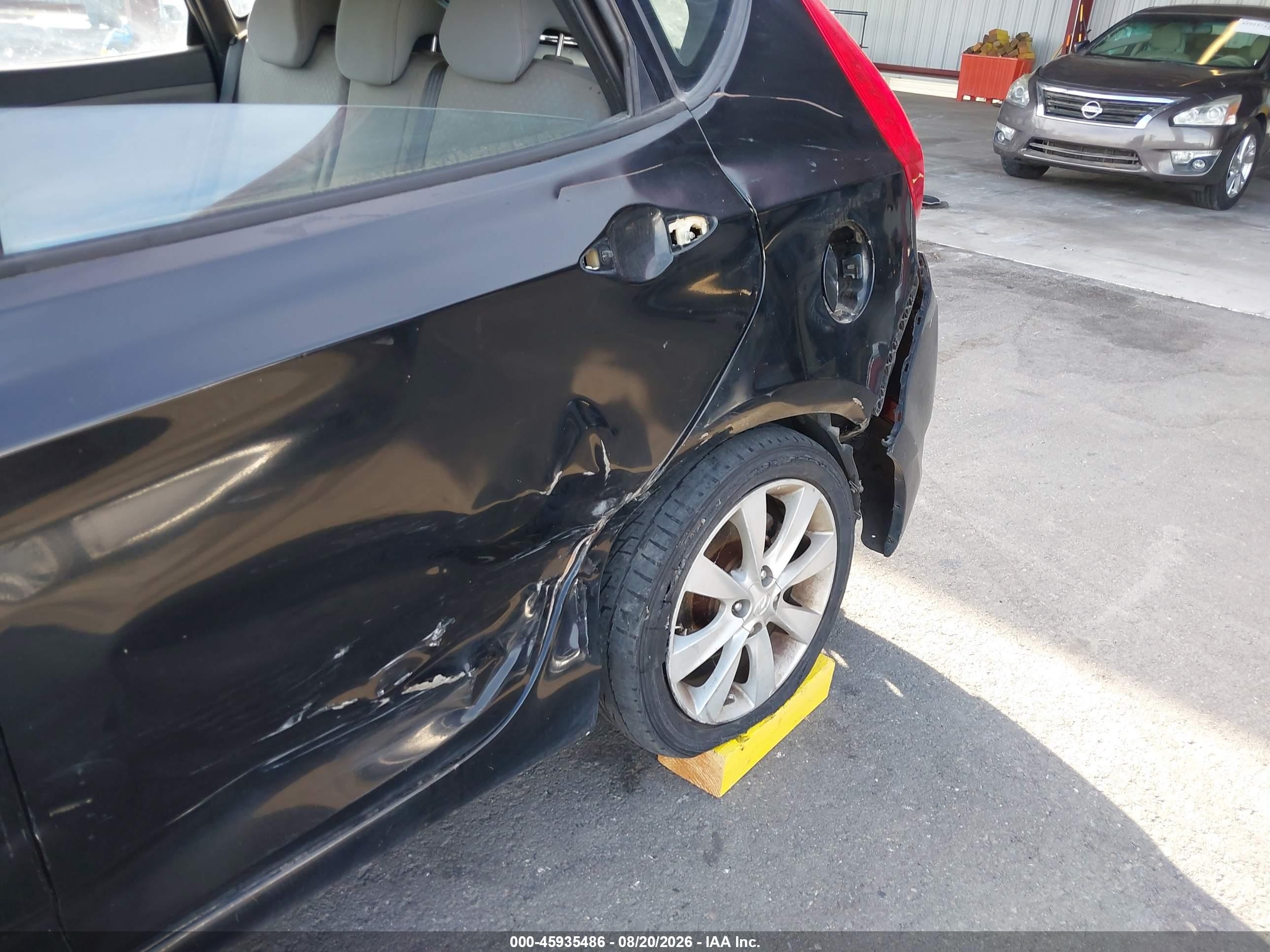 2012 Hyundai Accent Se Black vin: KMHCU5AE1CU013907