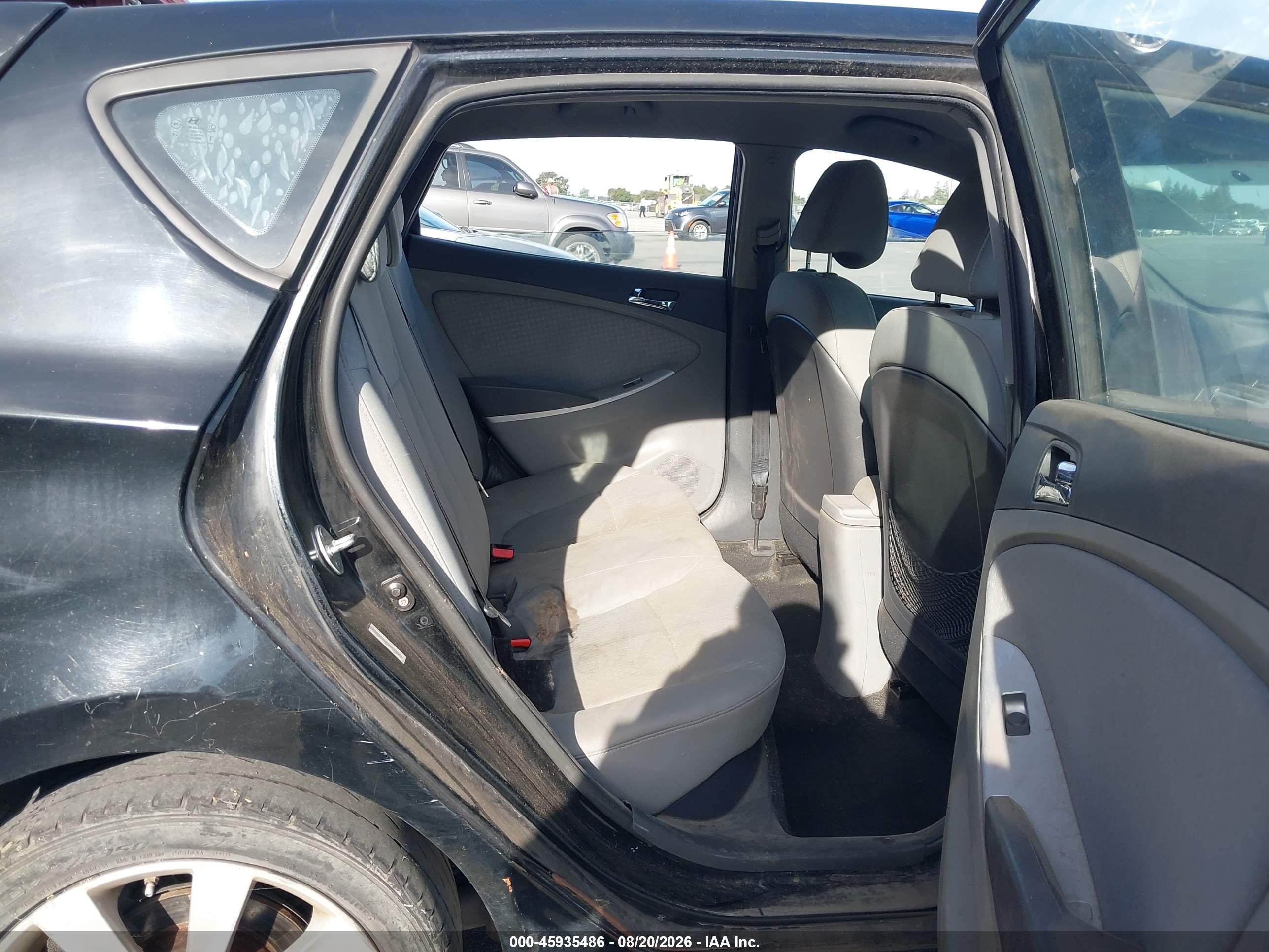 2012 Hyundai Accent Se Black vin: KMHCU5AE1CU013907