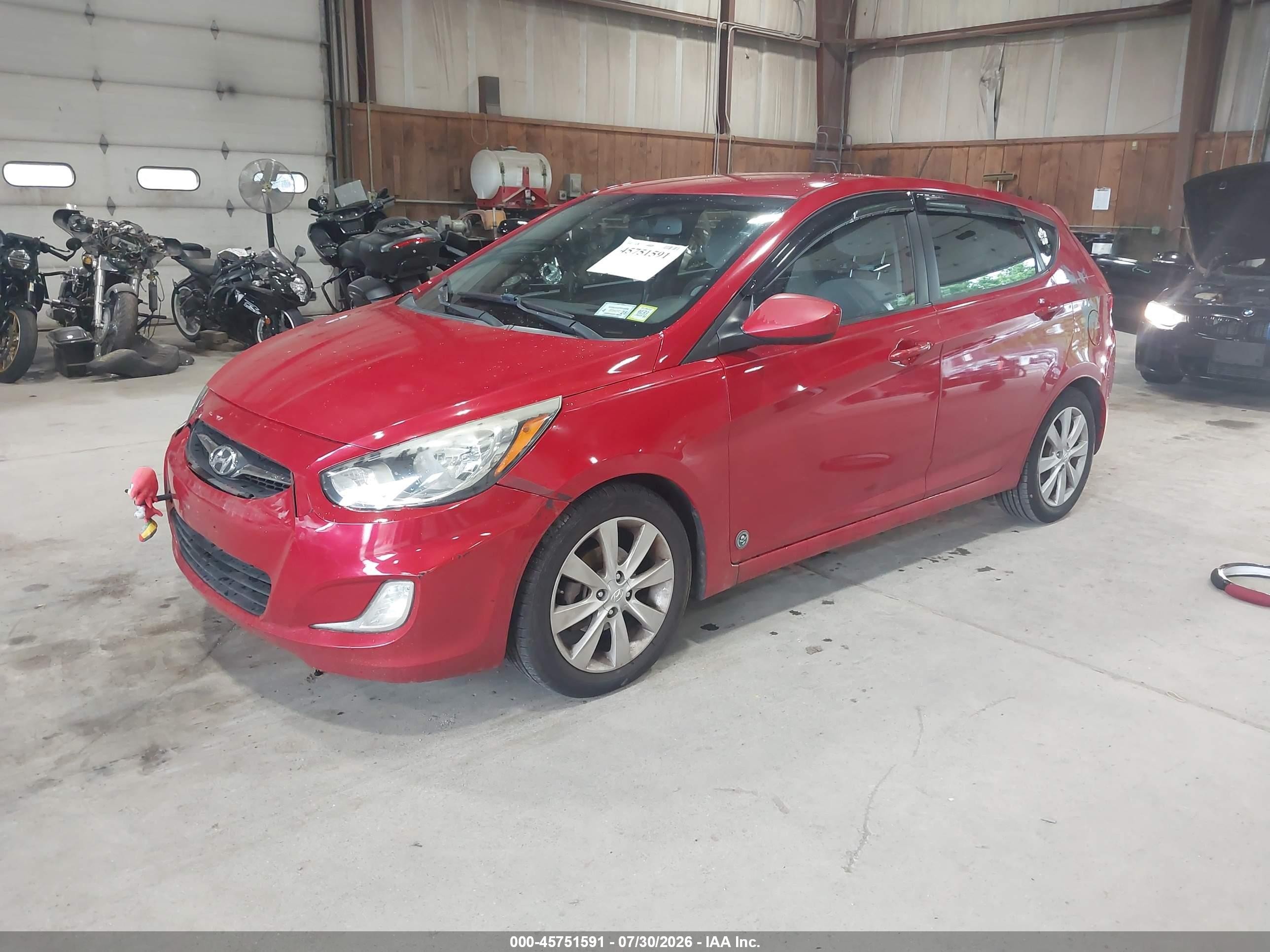 2012 Hyundai Accent Se Red vin: KMHCU5AE1CU018623