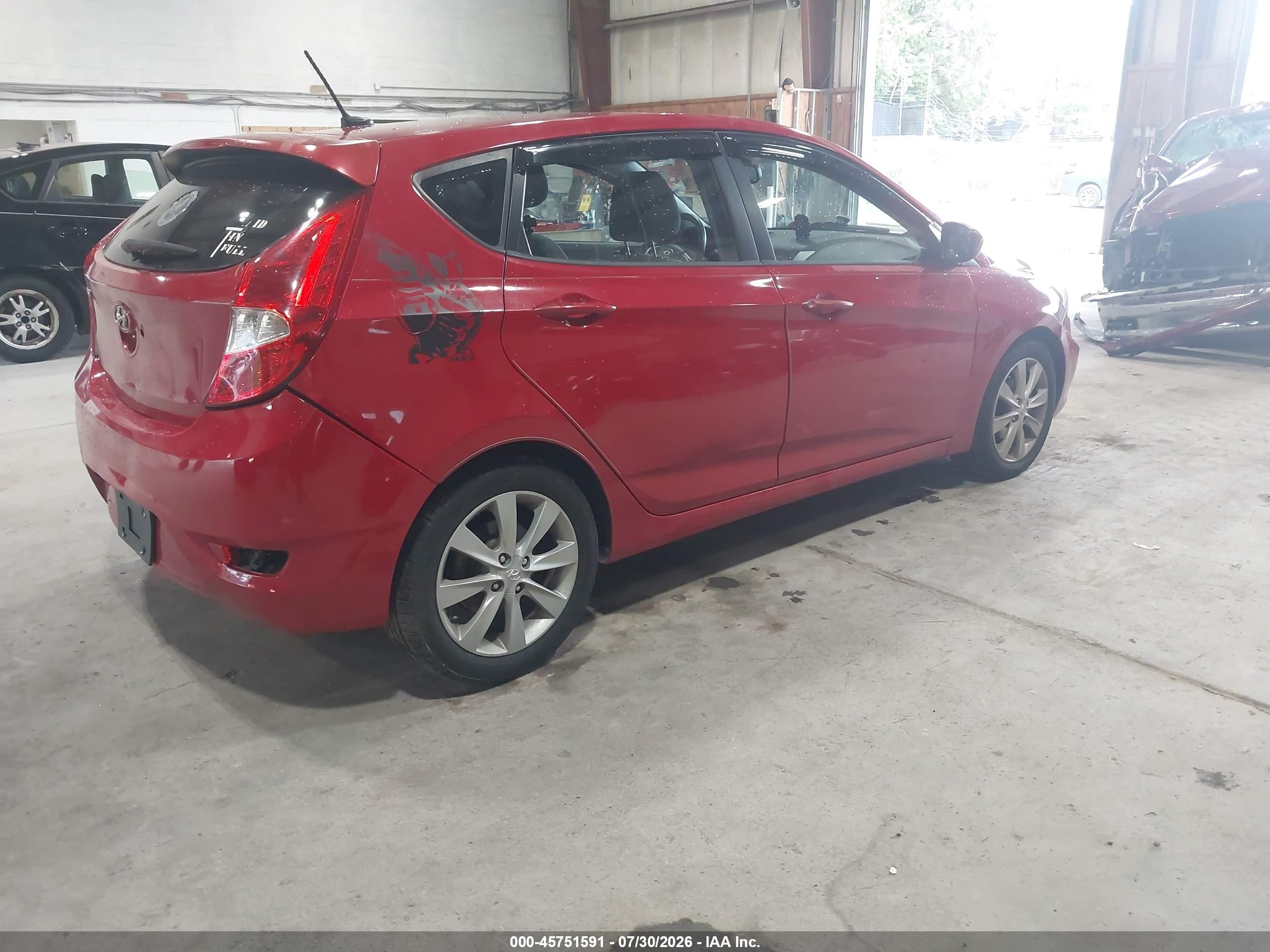 2012 Hyundai Accent Se Red vin: KMHCU5AE1CU018623