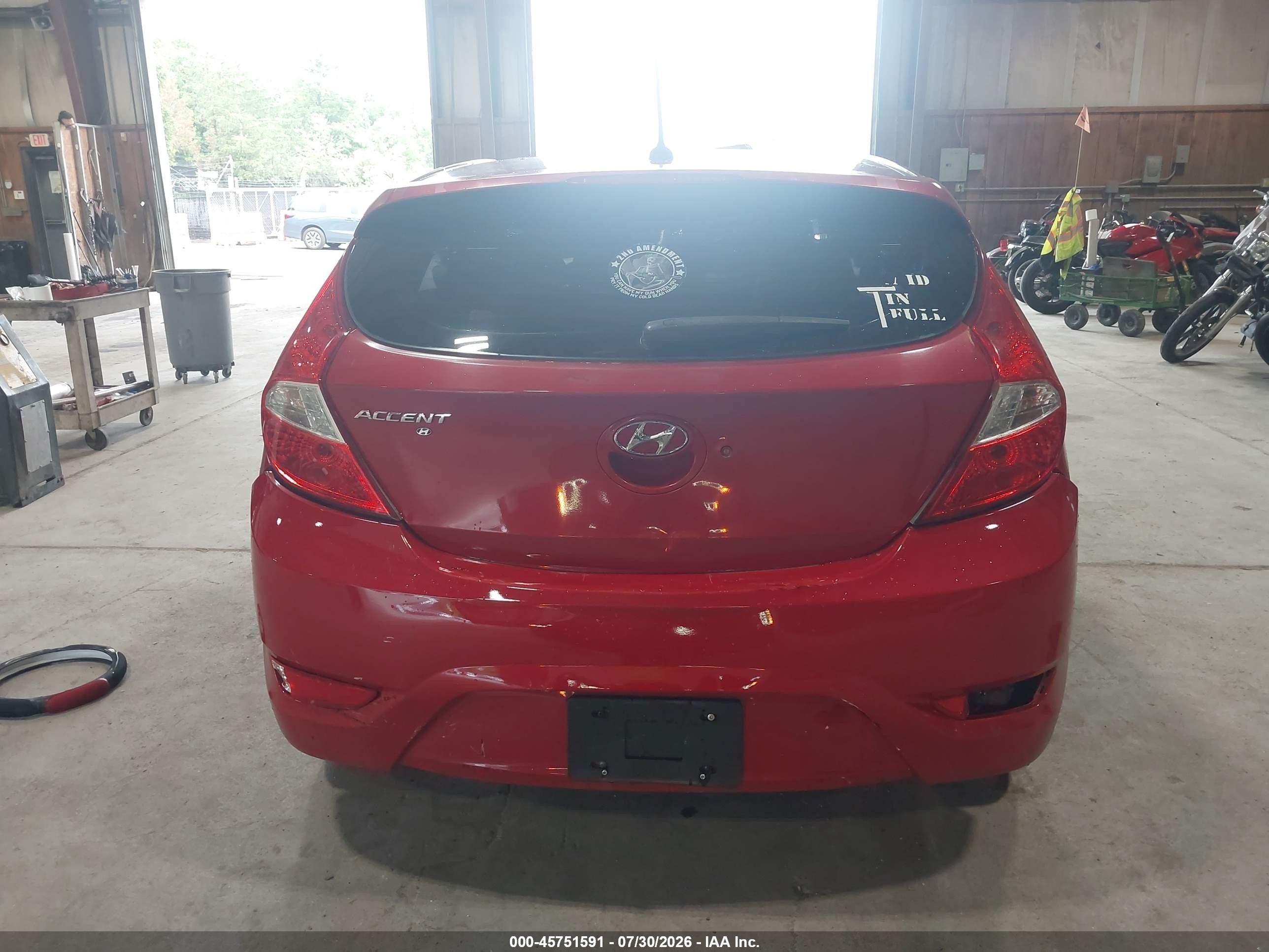 2012 Hyundai Accent Se Red vin: KMHCU5AE1CU018623