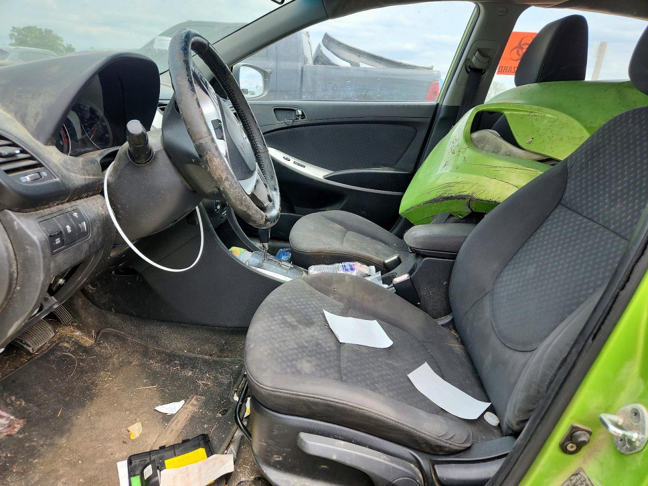 2012 Hyundai Accent Se Green vin: KMHCU5AE1CU023451