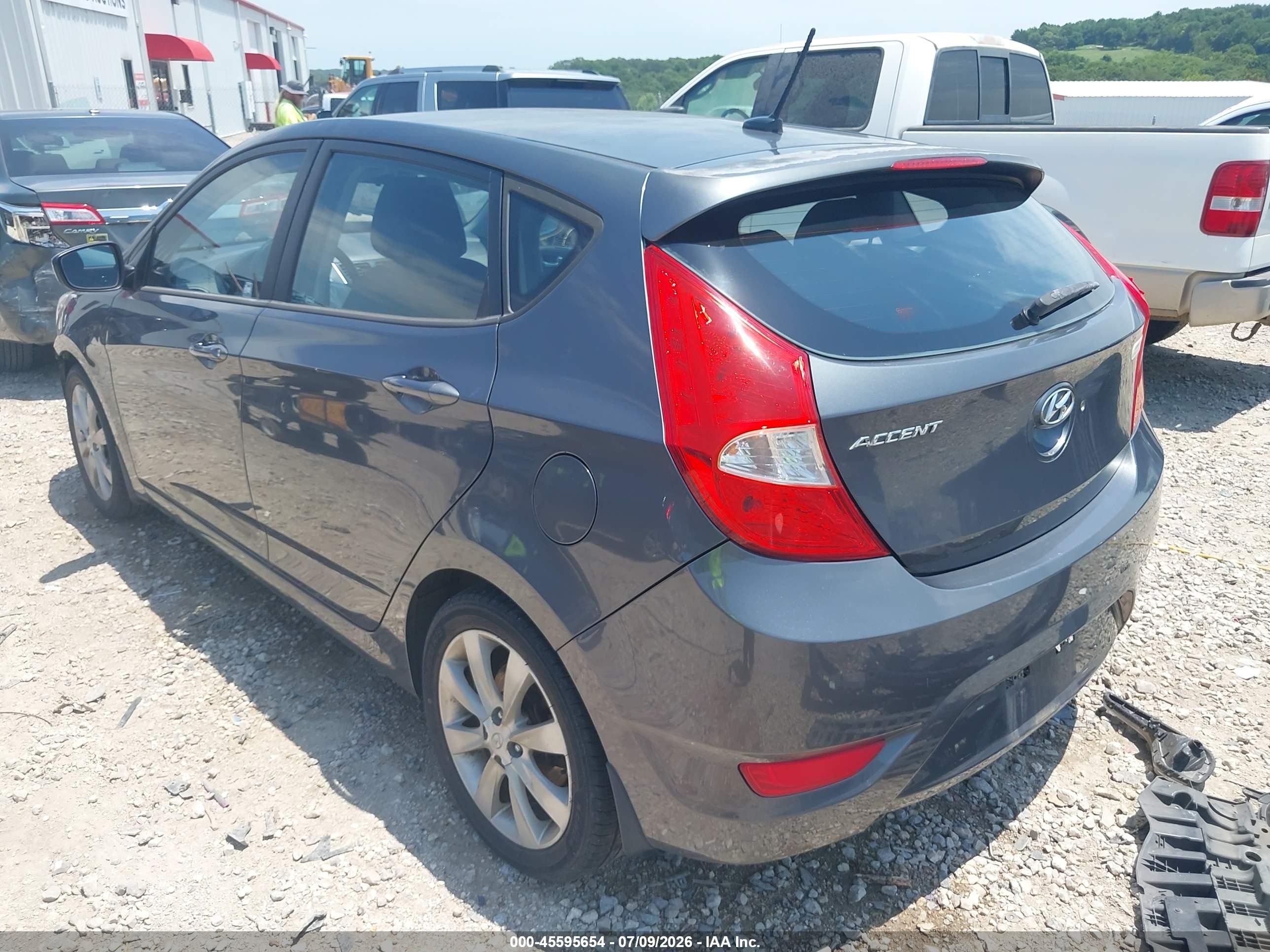 2012 Hyundai Accent Se Серый vin: KMHCU5AE1CU032960