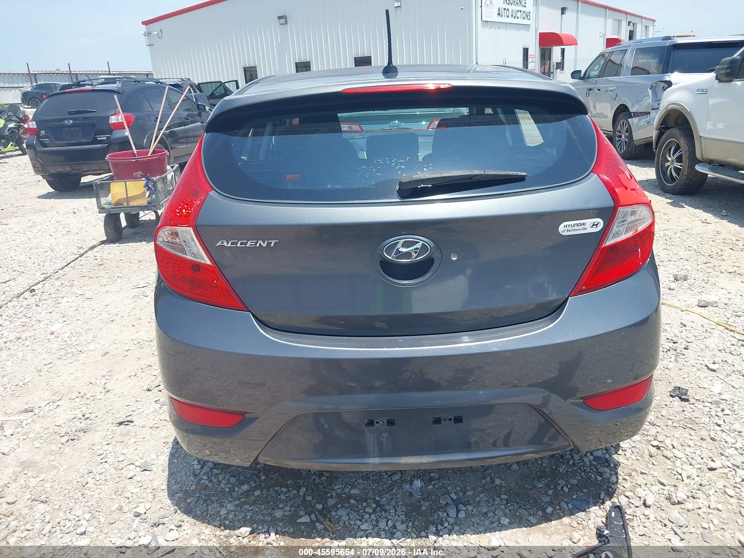 2012 Hyundai Accent Se Серый vin: KMHCU5AE1CU032960