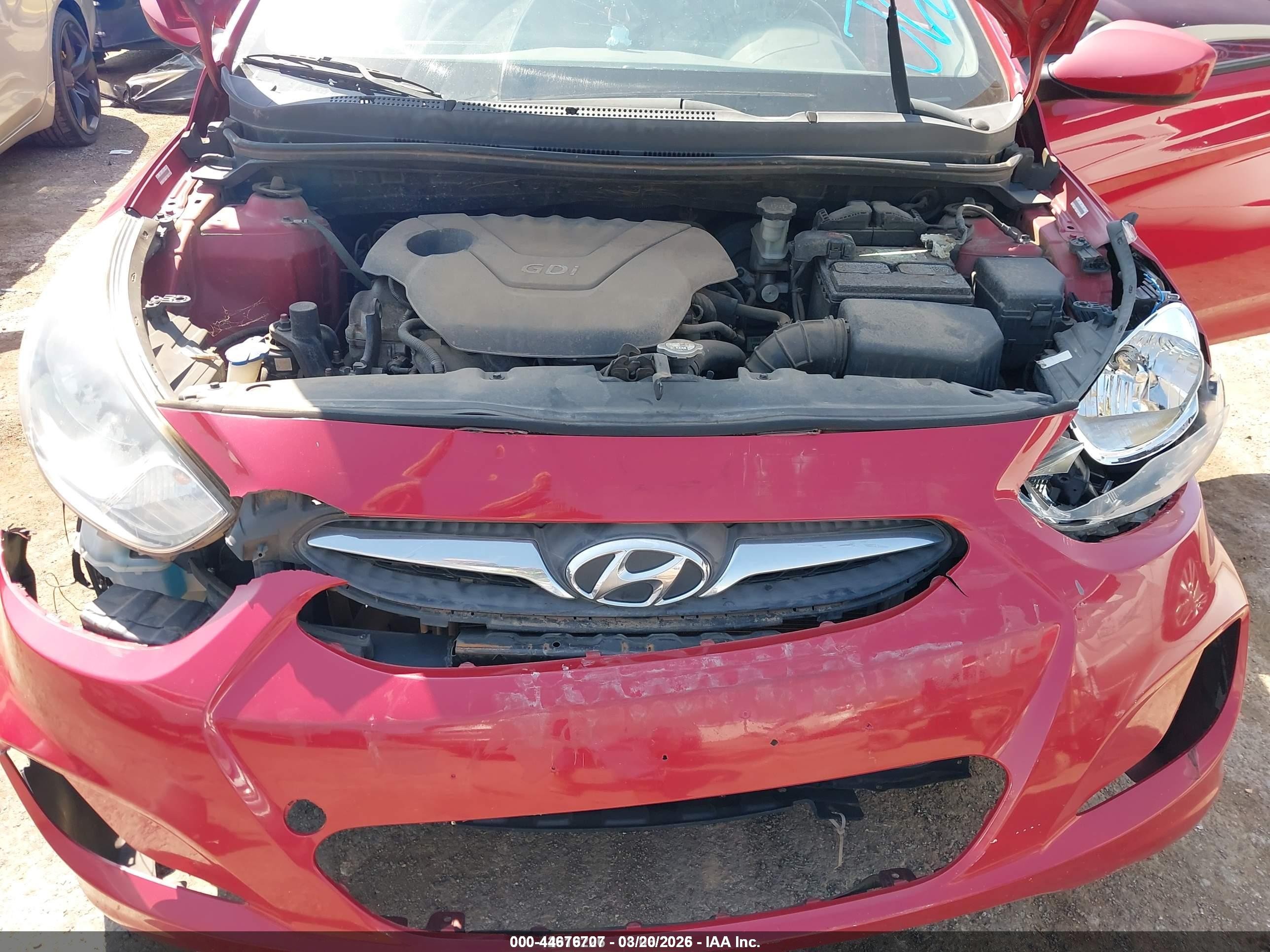 2012 Hyundai Accent Se Red vin: KMHCU5AE1CU038046