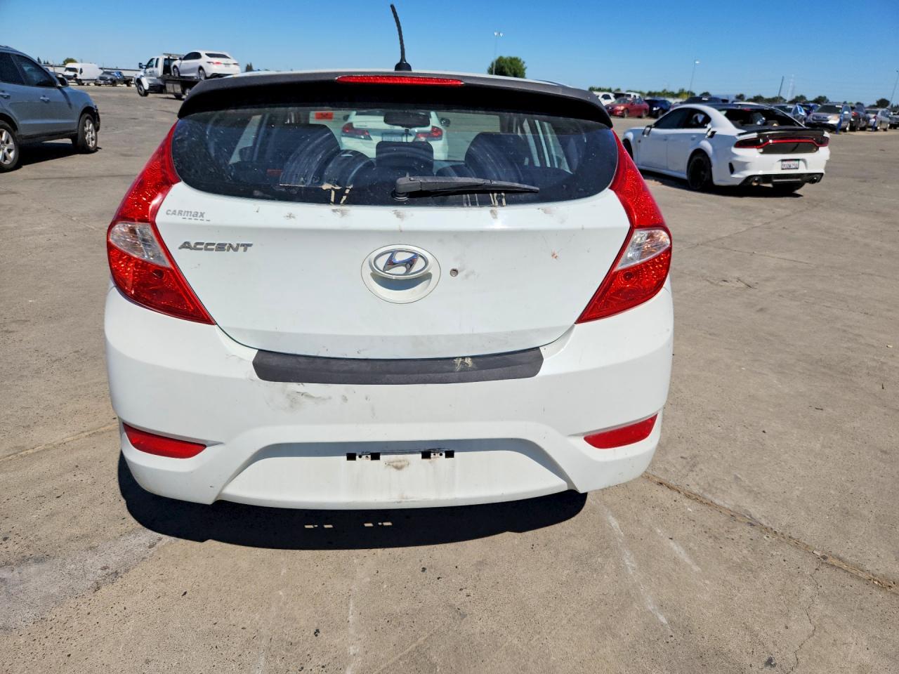 2013 Hyundai Accent Se White vin: KMHCU5AE1DU066785