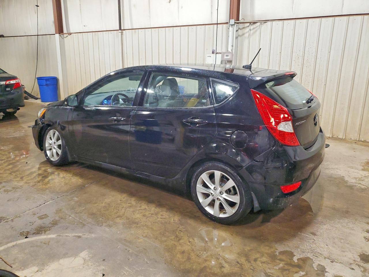 2013 Hyundai Accent Se Black vin: KMHCU5AE1DU076376