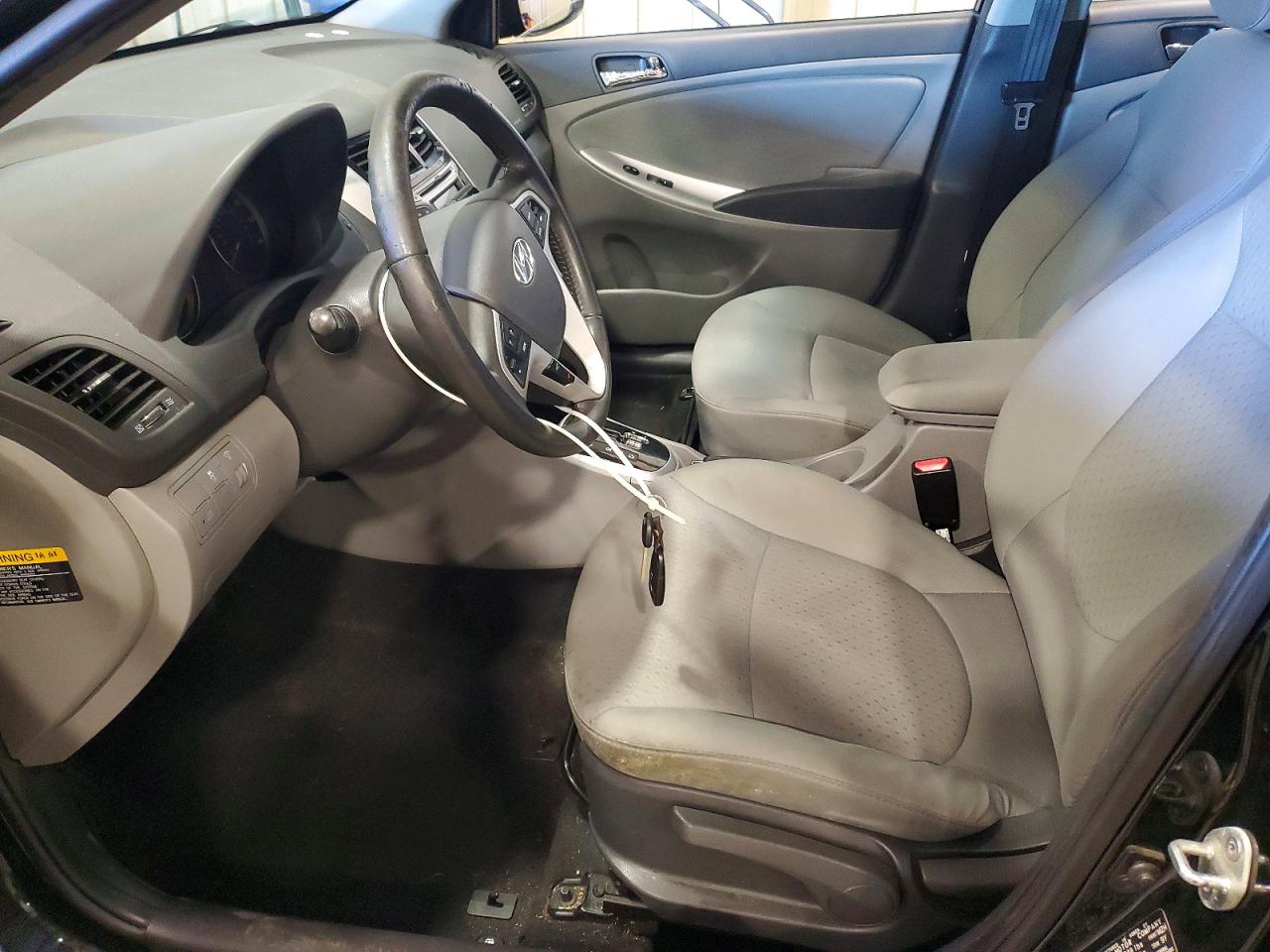 2013 Hyundai Accent Se Black vin: KMHCU5AE1DU076376