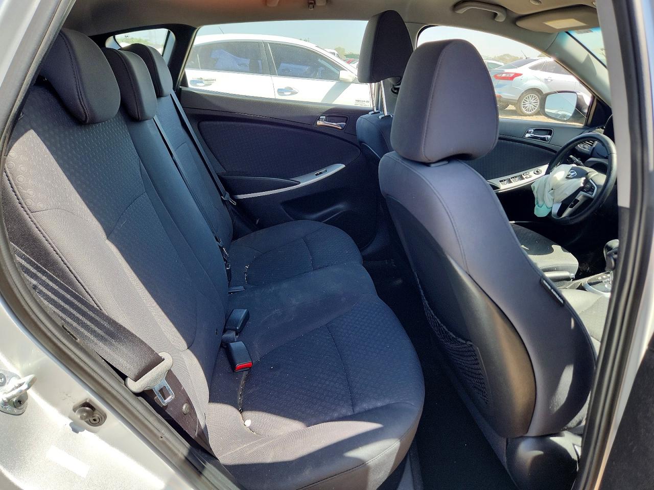 2013 Hyundai Accent Se Серебряный vin: KMHCU5AE1DU093159