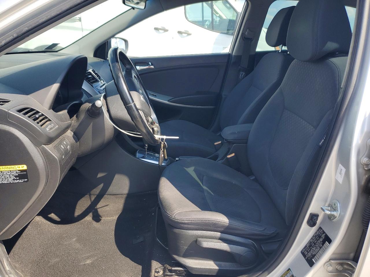 2013 Hyundai Accent Se Silver vin: KMHCU5AE1DU132316