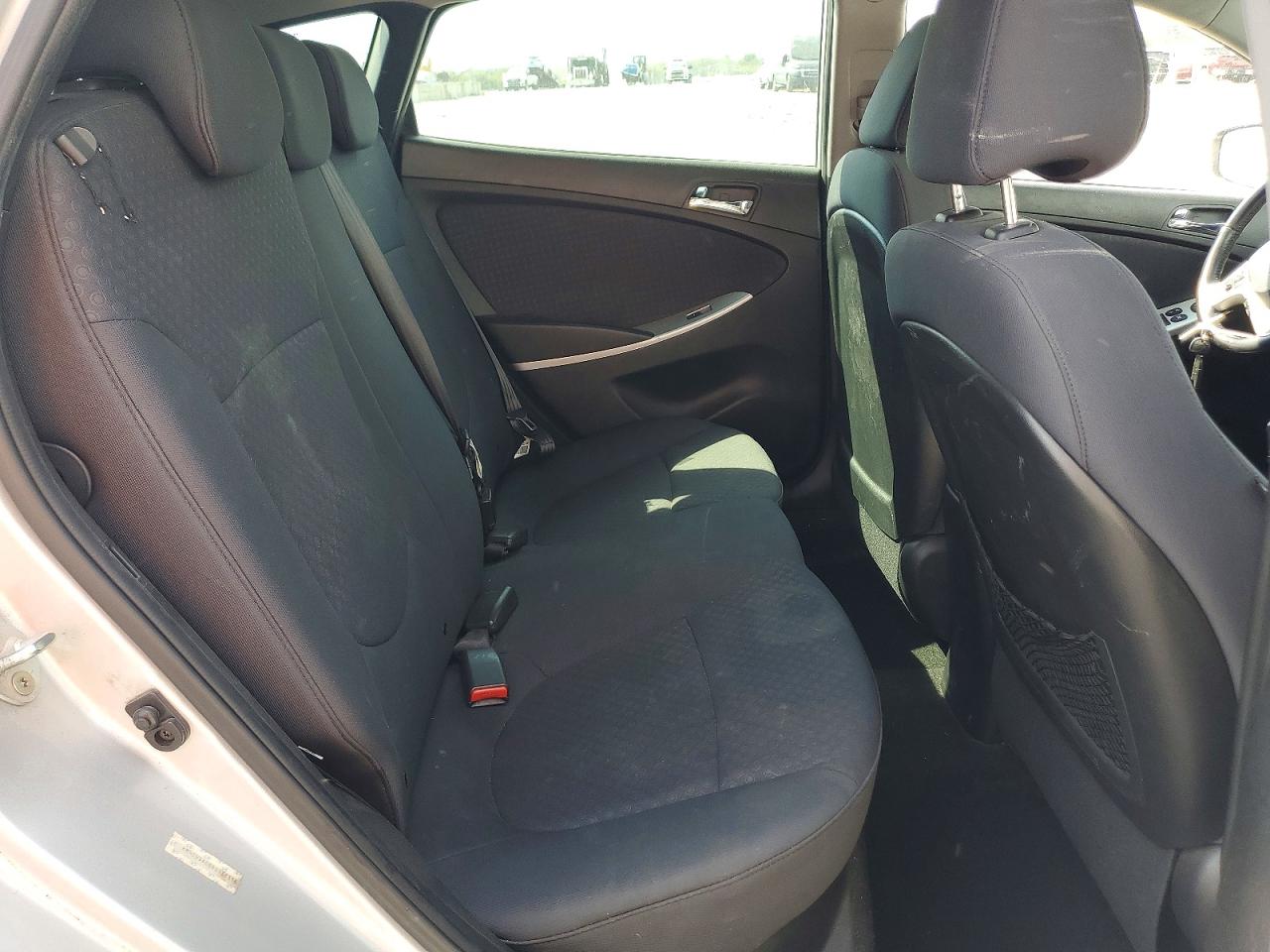 2013 Hyundai Accent Se Silver vin: KMHCU5AE1DU132316