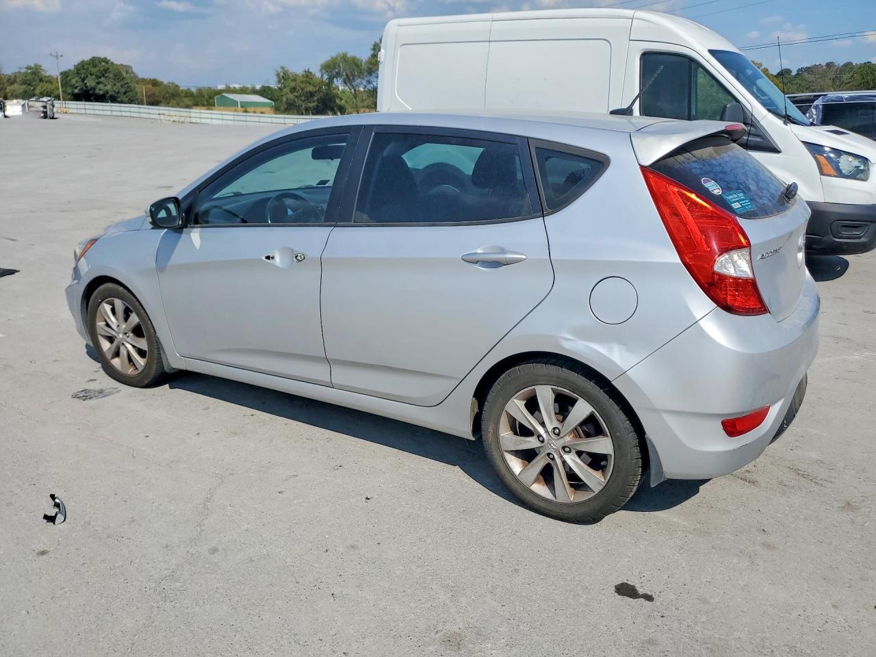 2013 Hyundai Accent Se Silver vin: KMHCU5AE1DU132316
